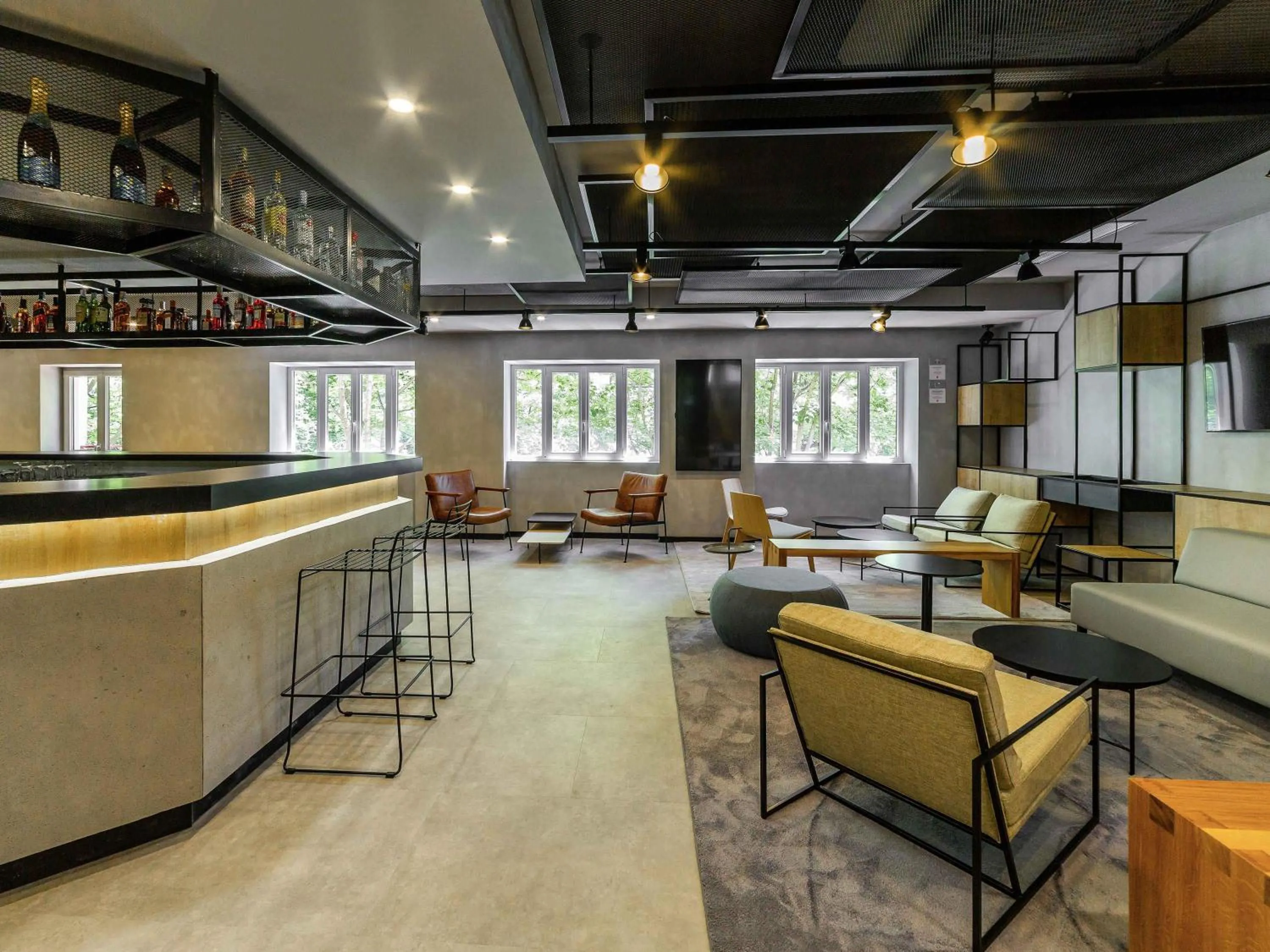 Lounge or bar in ibis Porto Centro Mercado Bolhao