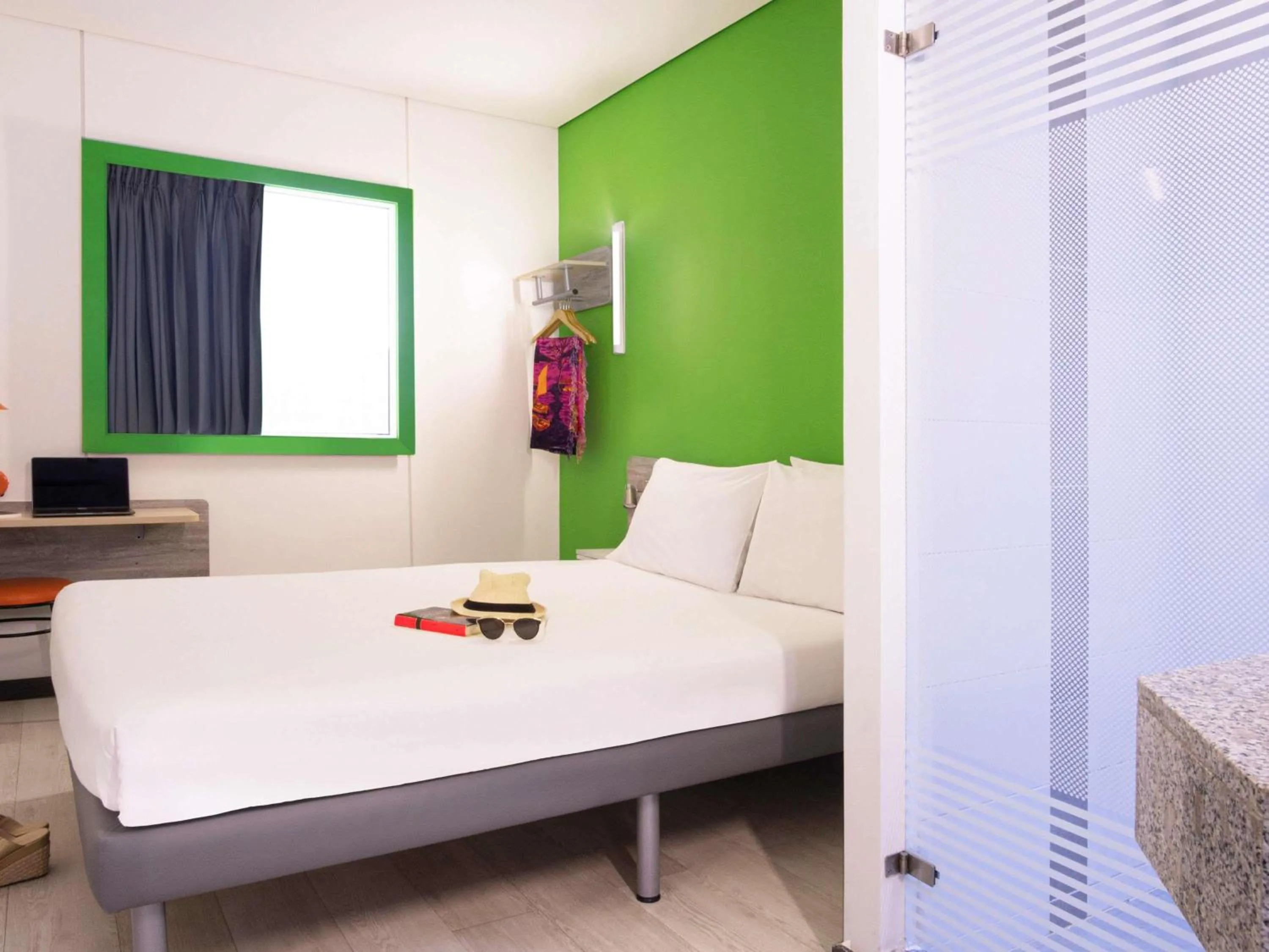 Bedroom, Bed in ibis budget Barranquilla