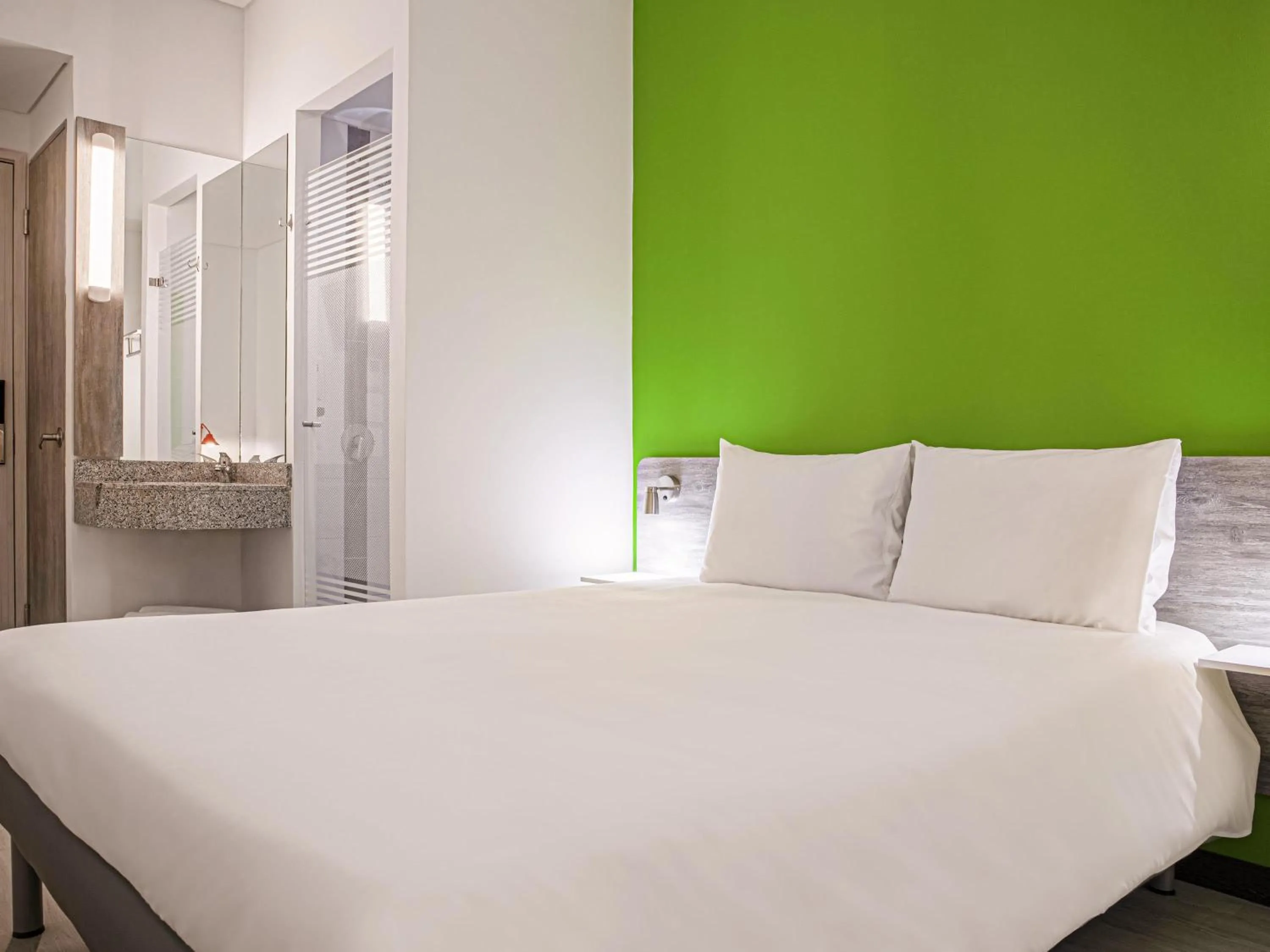 Bedroom, Bed in ibis budget Barranquilla
