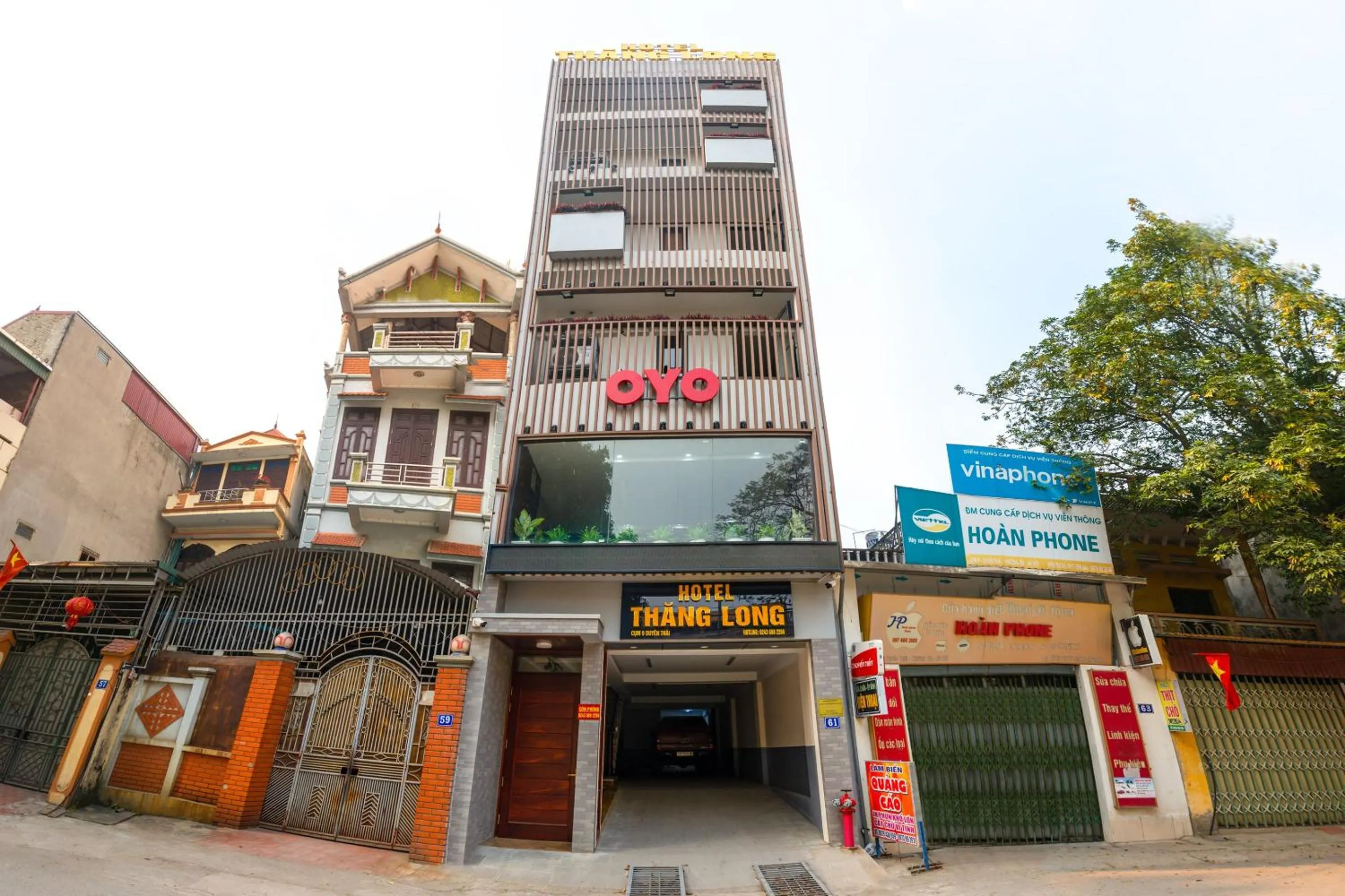 Facade/entrance in OYO 930 Thang Long Hotel