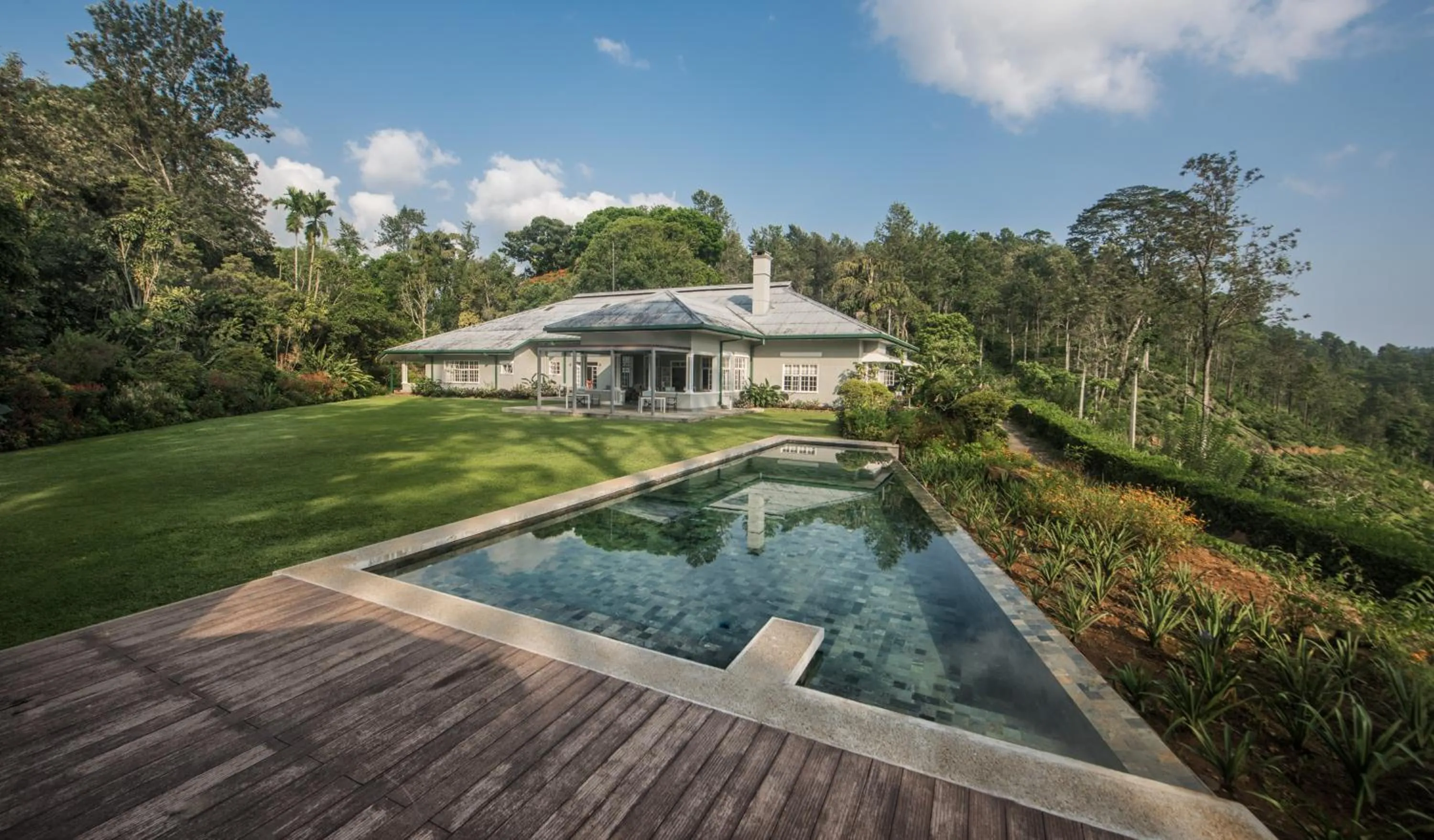 Property building in Nine Skies