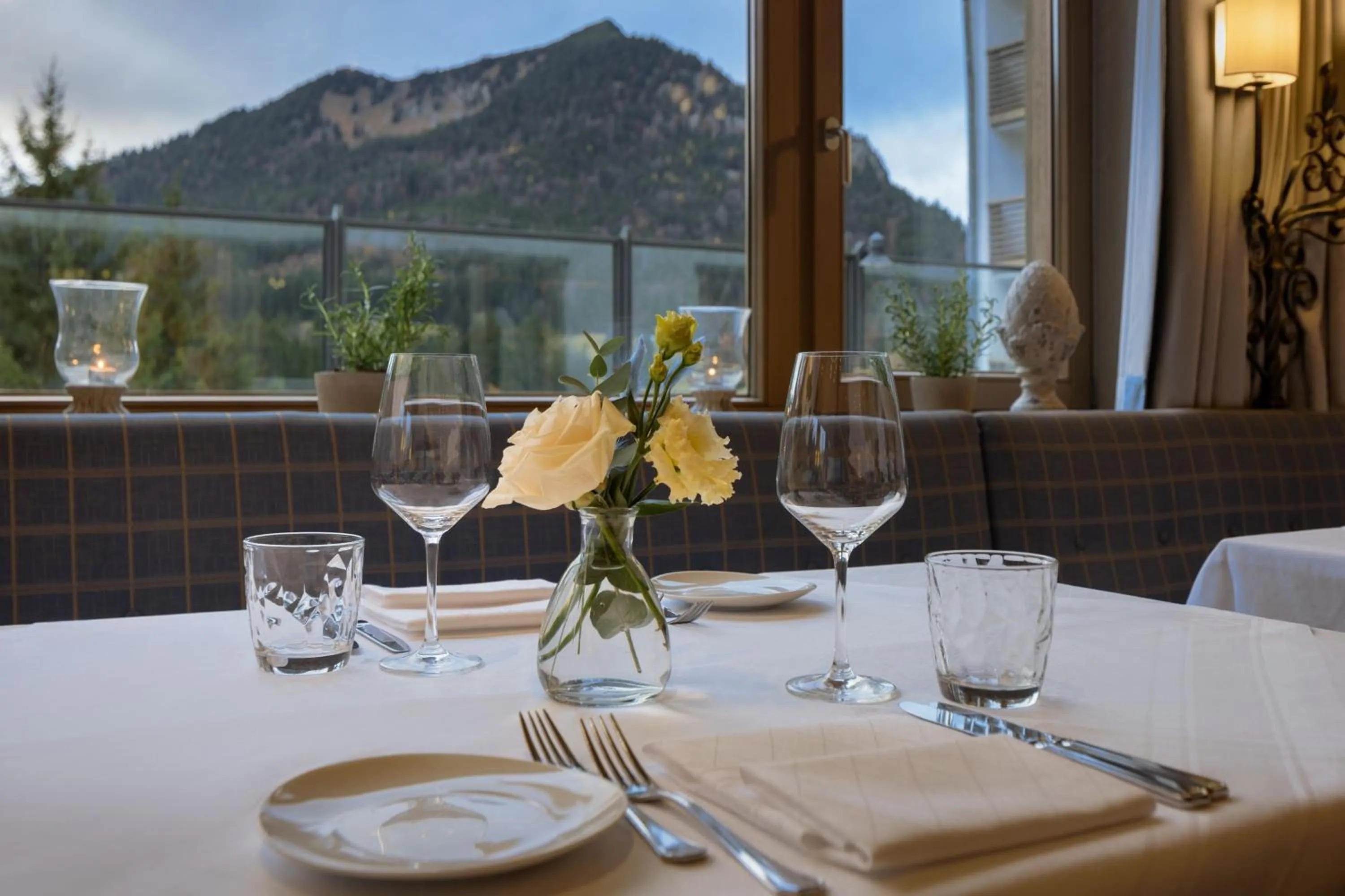 Restaurant/places to eat in Arabella Alpenhotel am Spitzingsee, a Tribute Portfolio Hotel