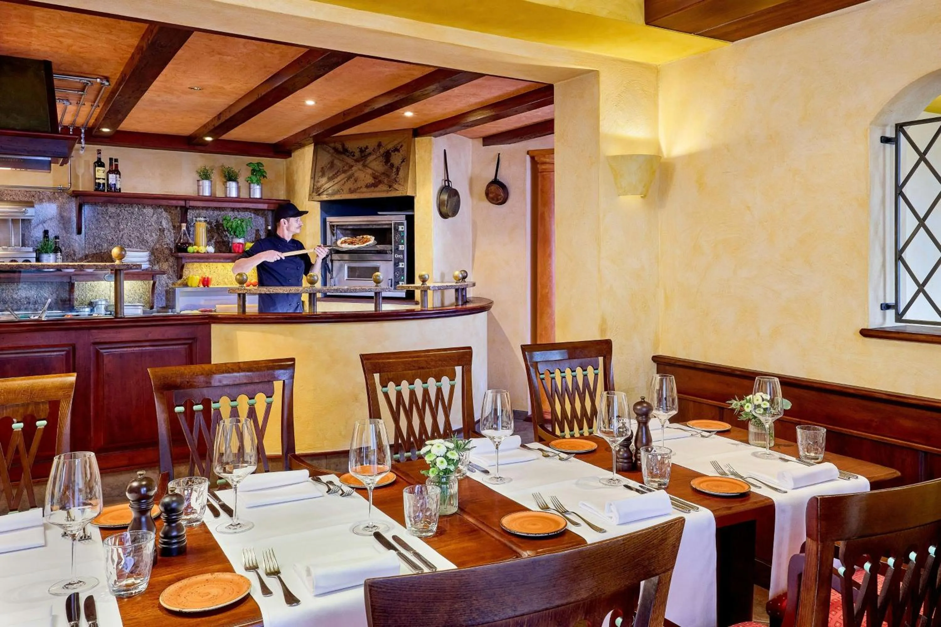 Meeting/conference room in Arabella Alpenhotel am Spitzingsee, a Tribute Portfolio Hotel