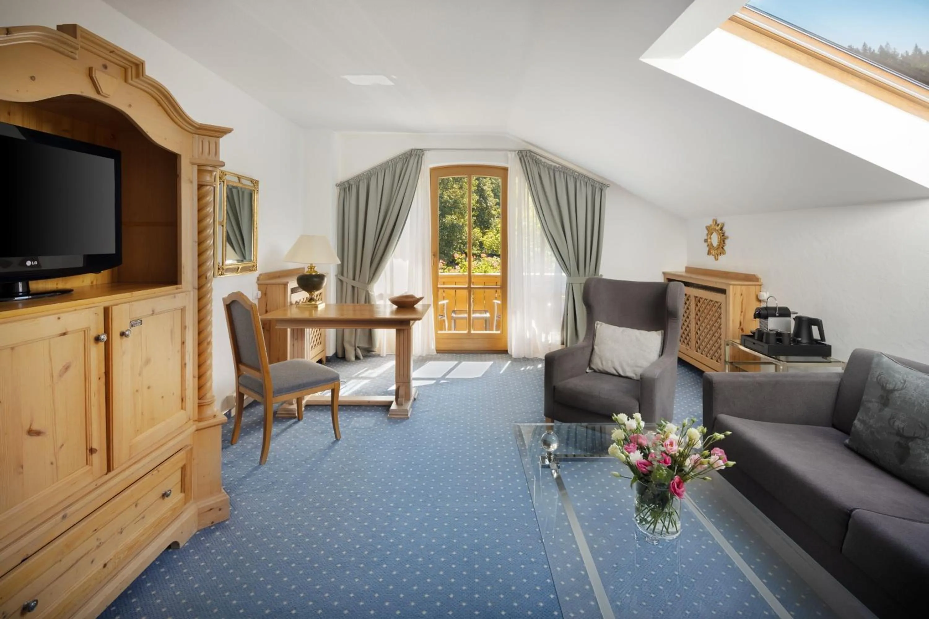 Photo of the whole room in Arabella Alpenhotel am Spitzingsee, a Tribute Portfolio Hotel