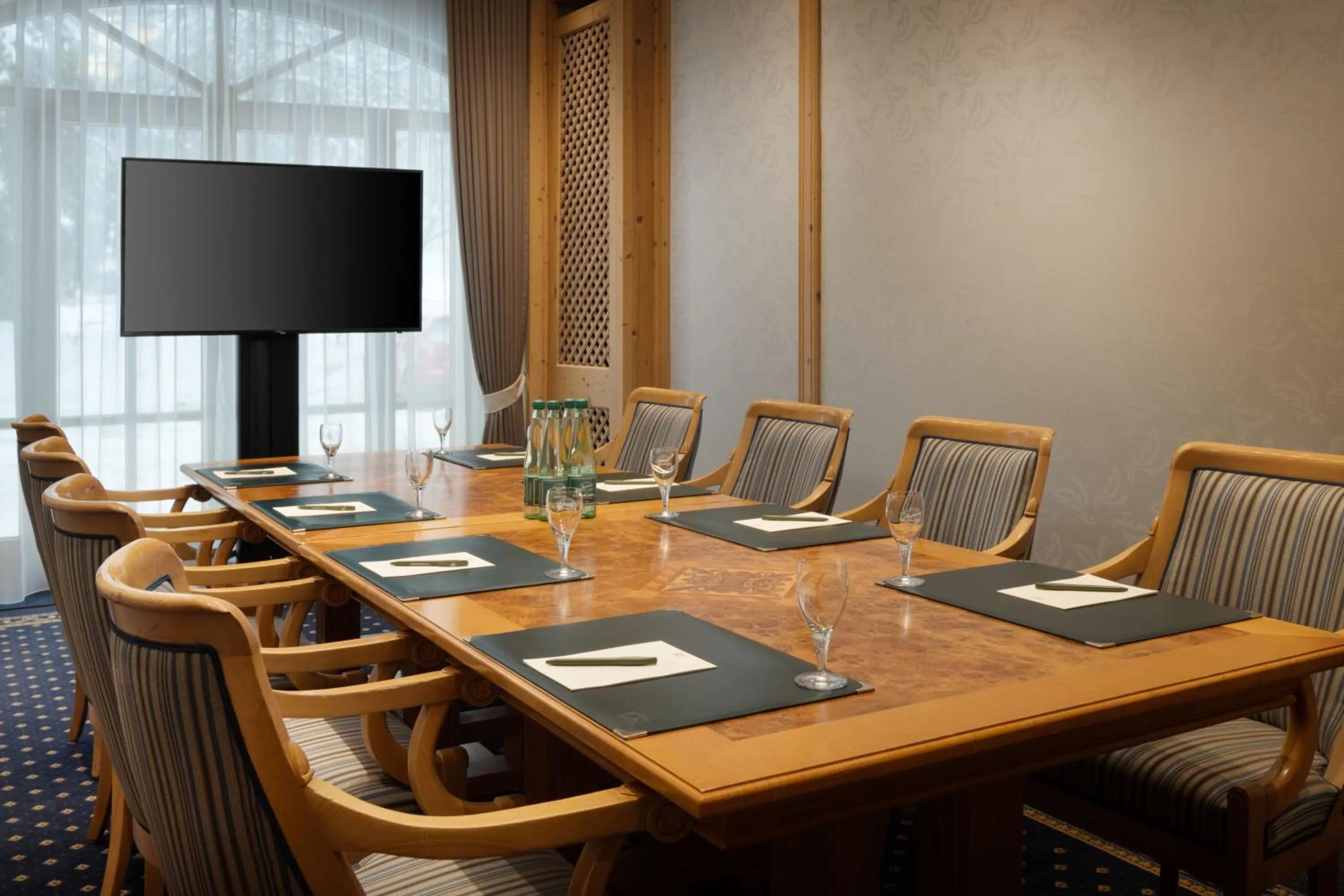 Meeting/conference room in Arabella Alpenhotel am Spitzingsee, a Tribute Portfolio Hotel