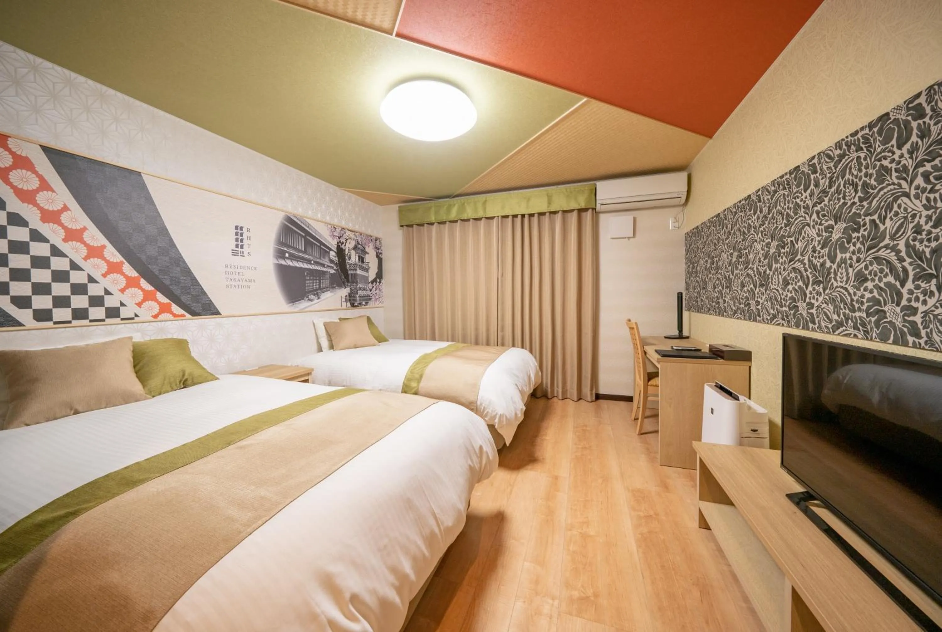 Bed in Residence Hotel Takayama Station