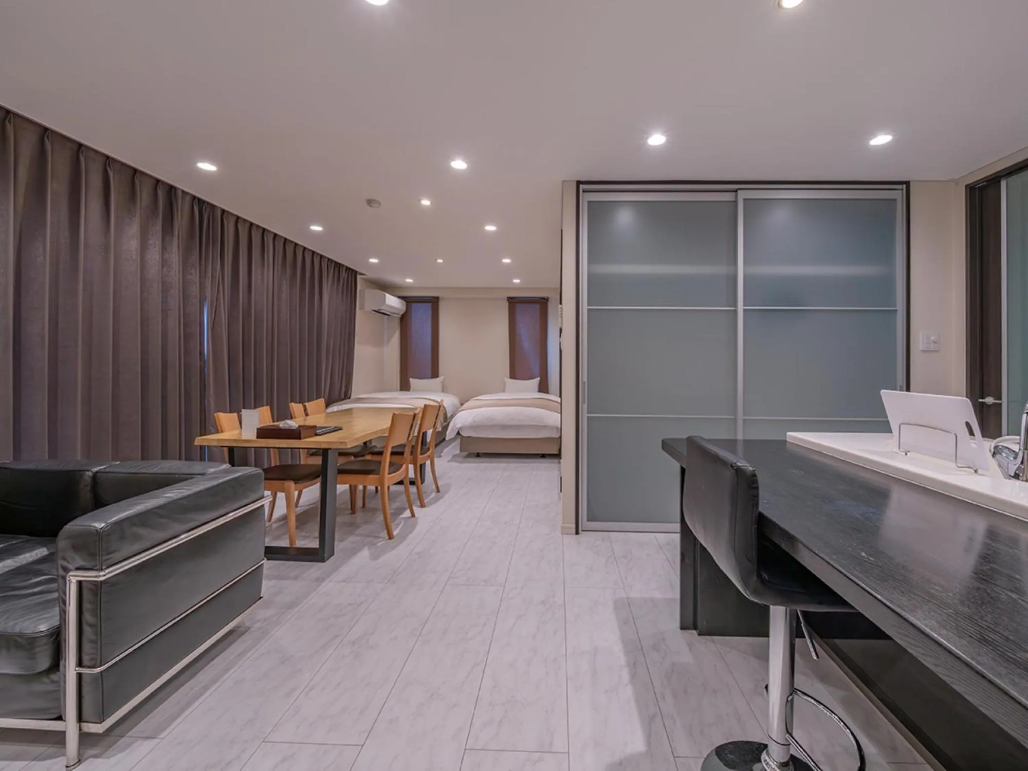 Bed in Residence Hotel Takayama Station