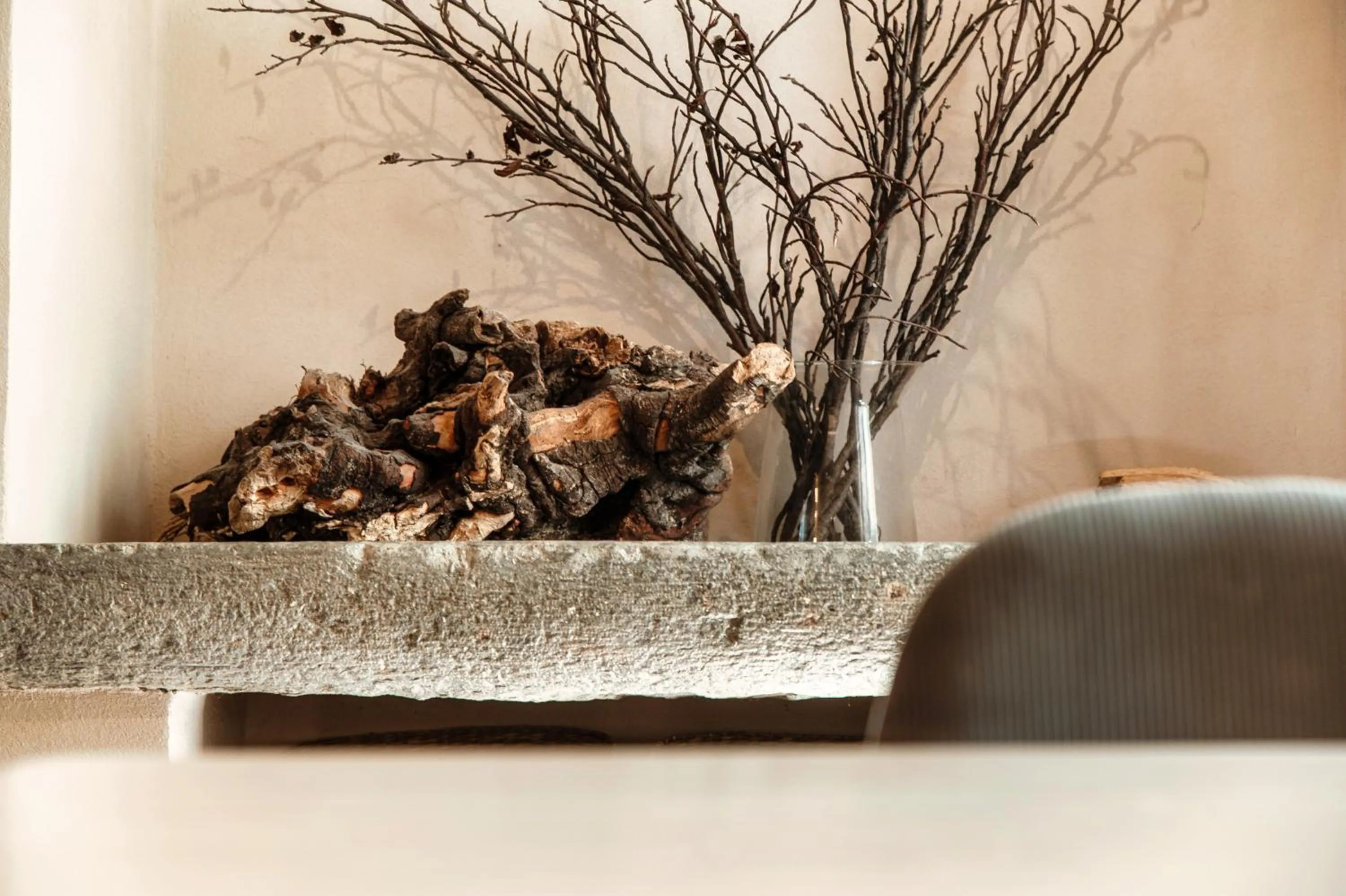 Decorative detail in Dandelion Como Suites & Park