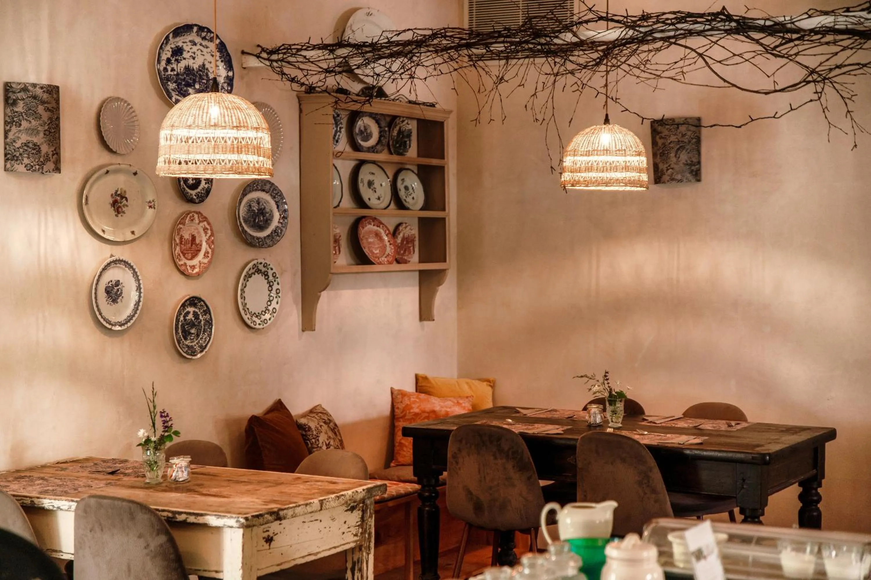 Breakfast in Dandelion Como Suites & Park