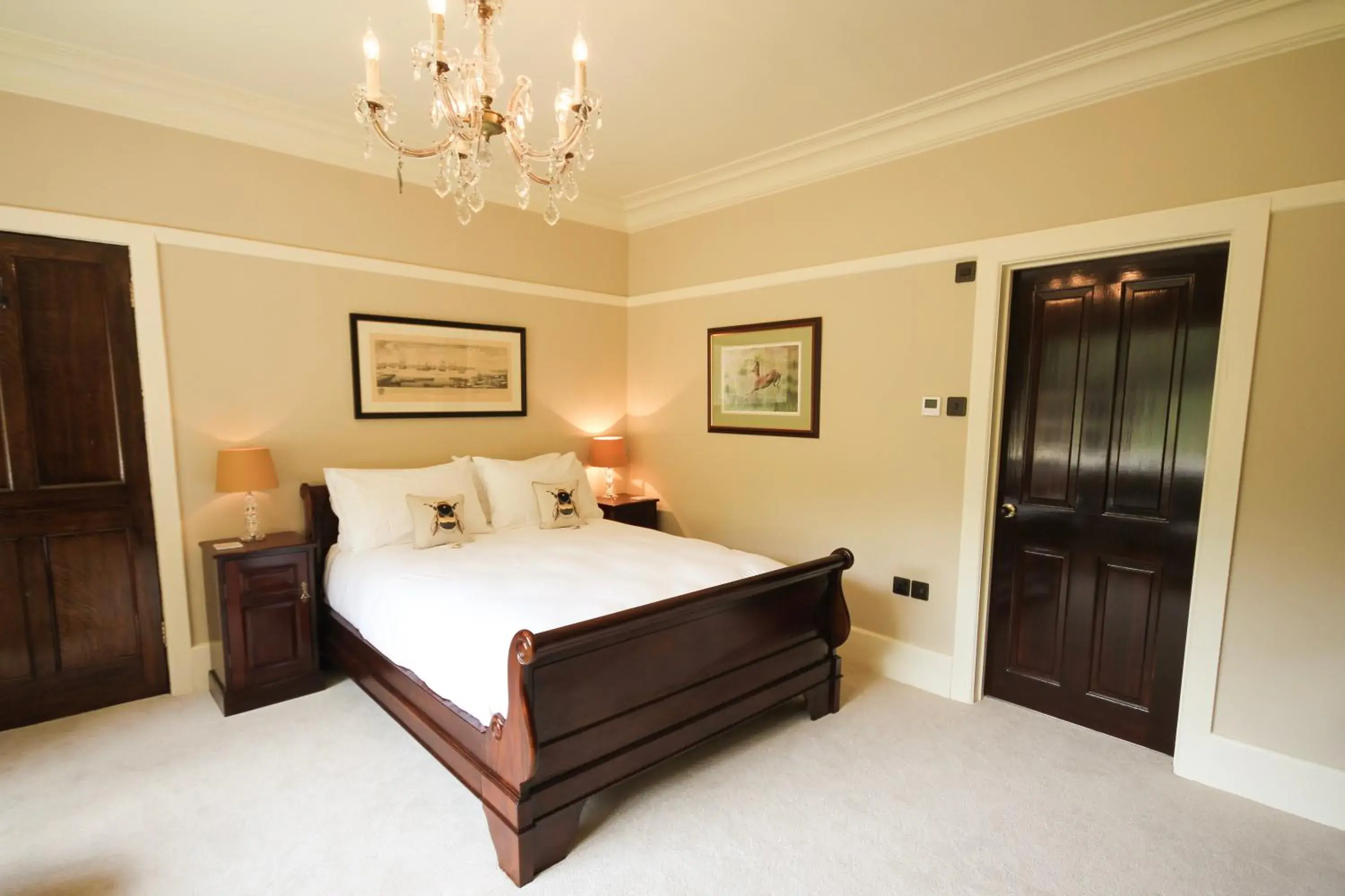 King Room with Garden View in Gellihaf House King Room with Garden View in Gellihaf House