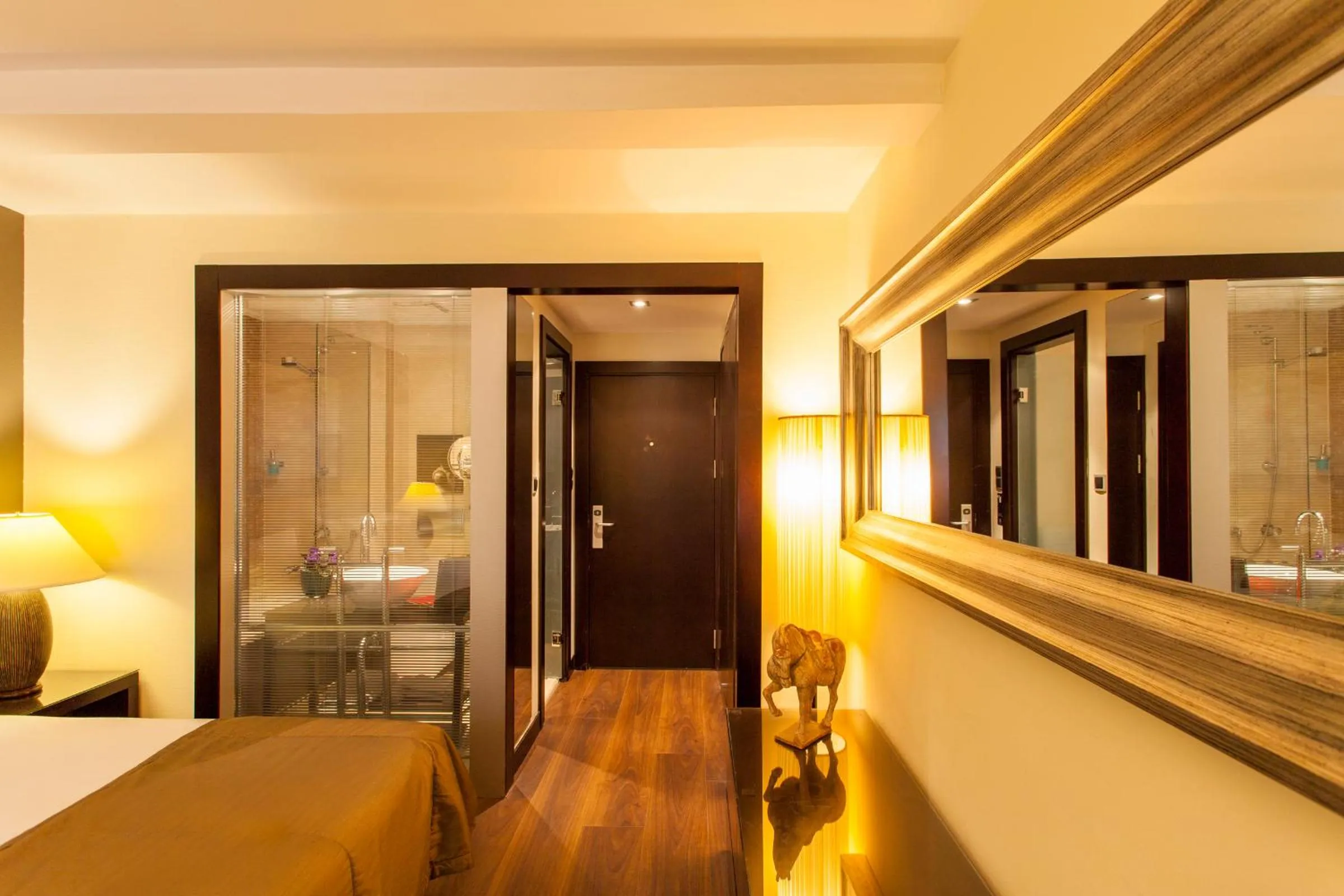 Decorative detail, Bed in Quentin Design Hotel Berlin