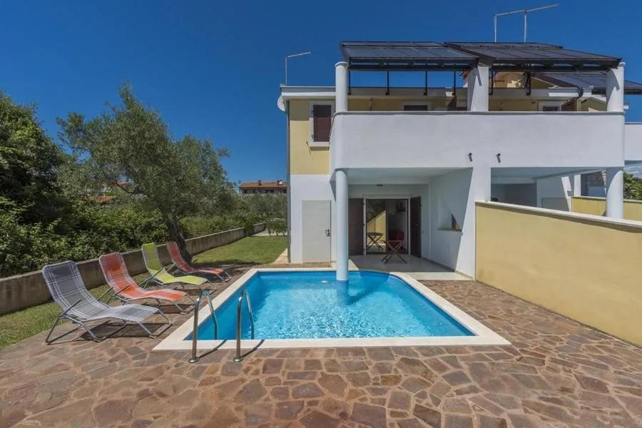 Garden in Holiday Home Rosie