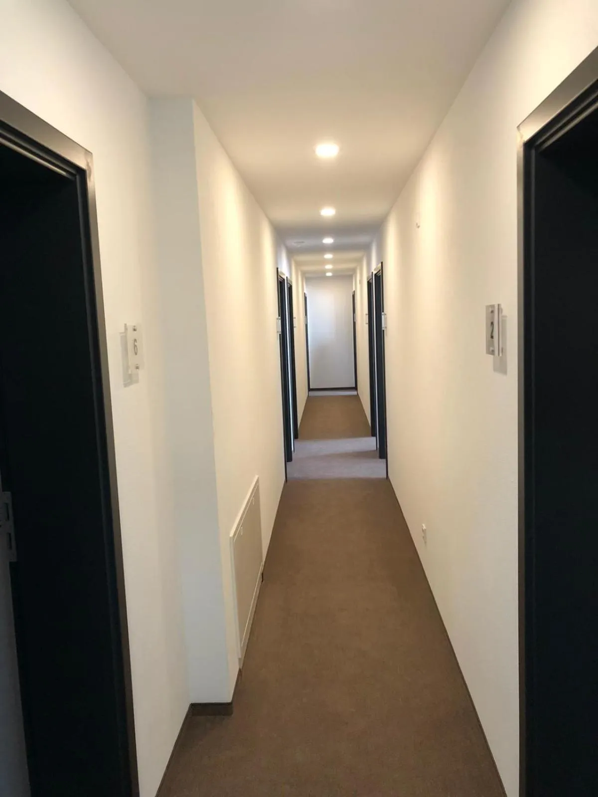 Logo/Certificate/Sign in B&S Hotel