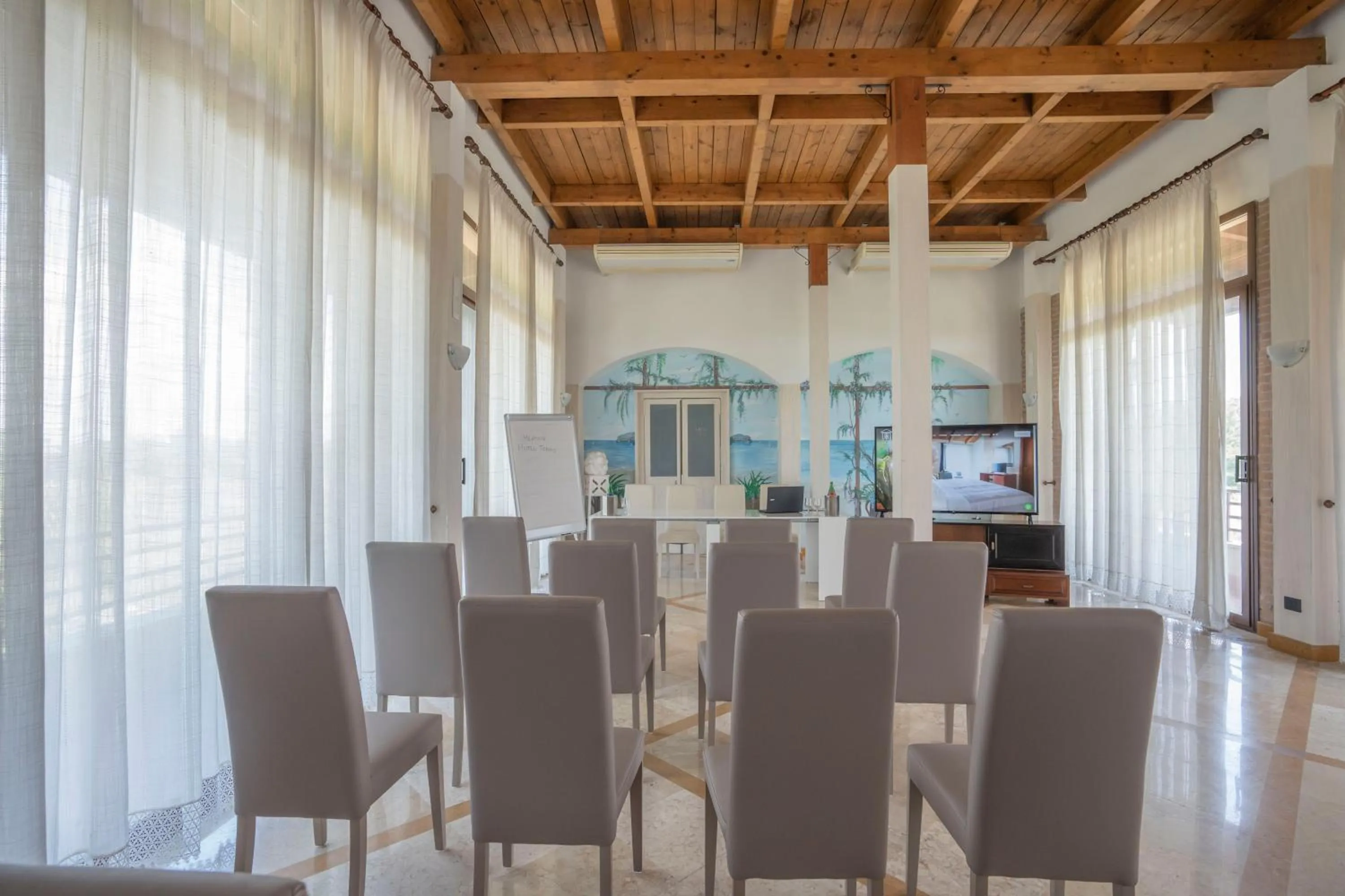 TV and multimedia in Hotel Tempio