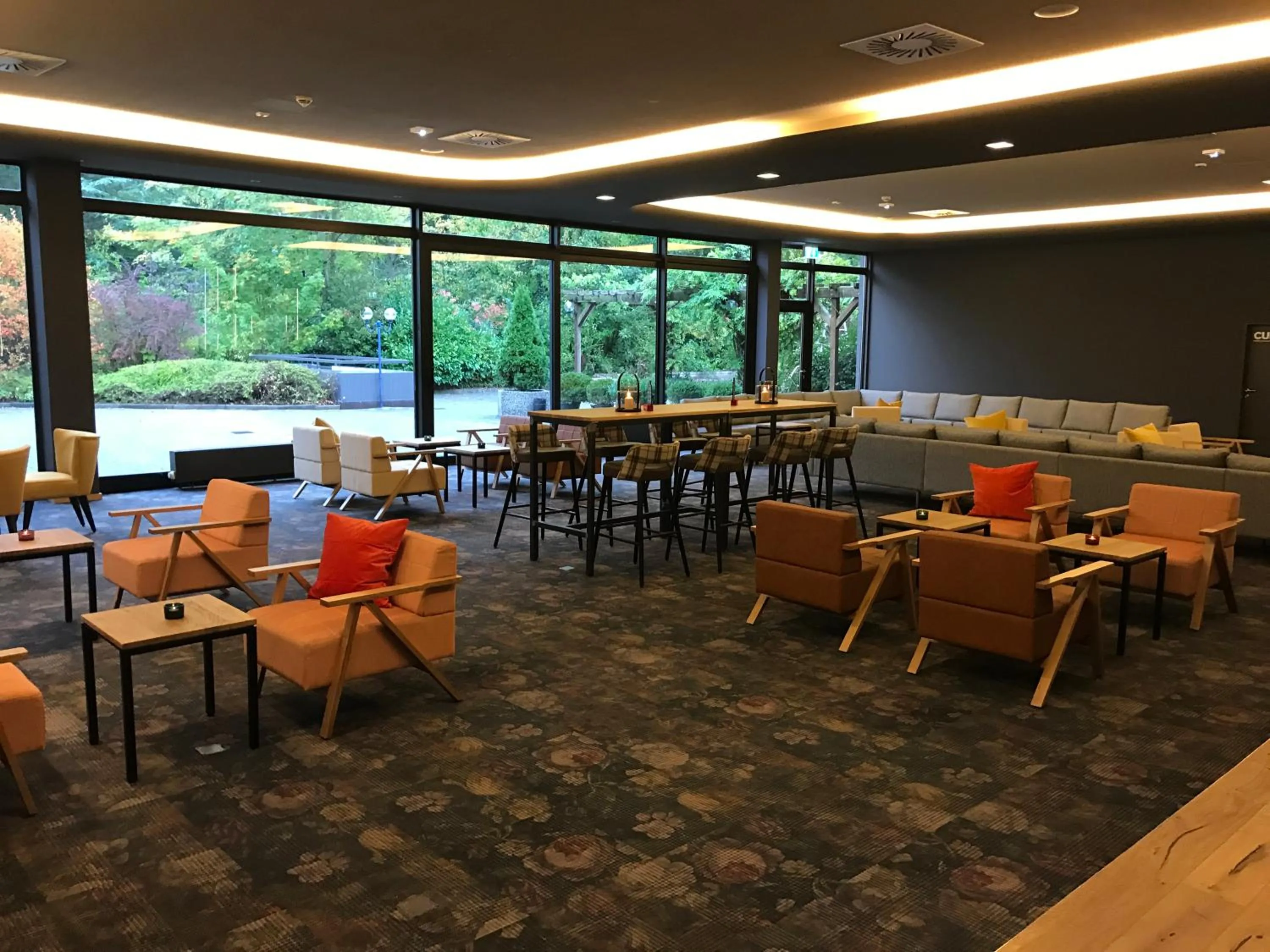 Lounge or bar in Best Western Hotel Kaiserslautern