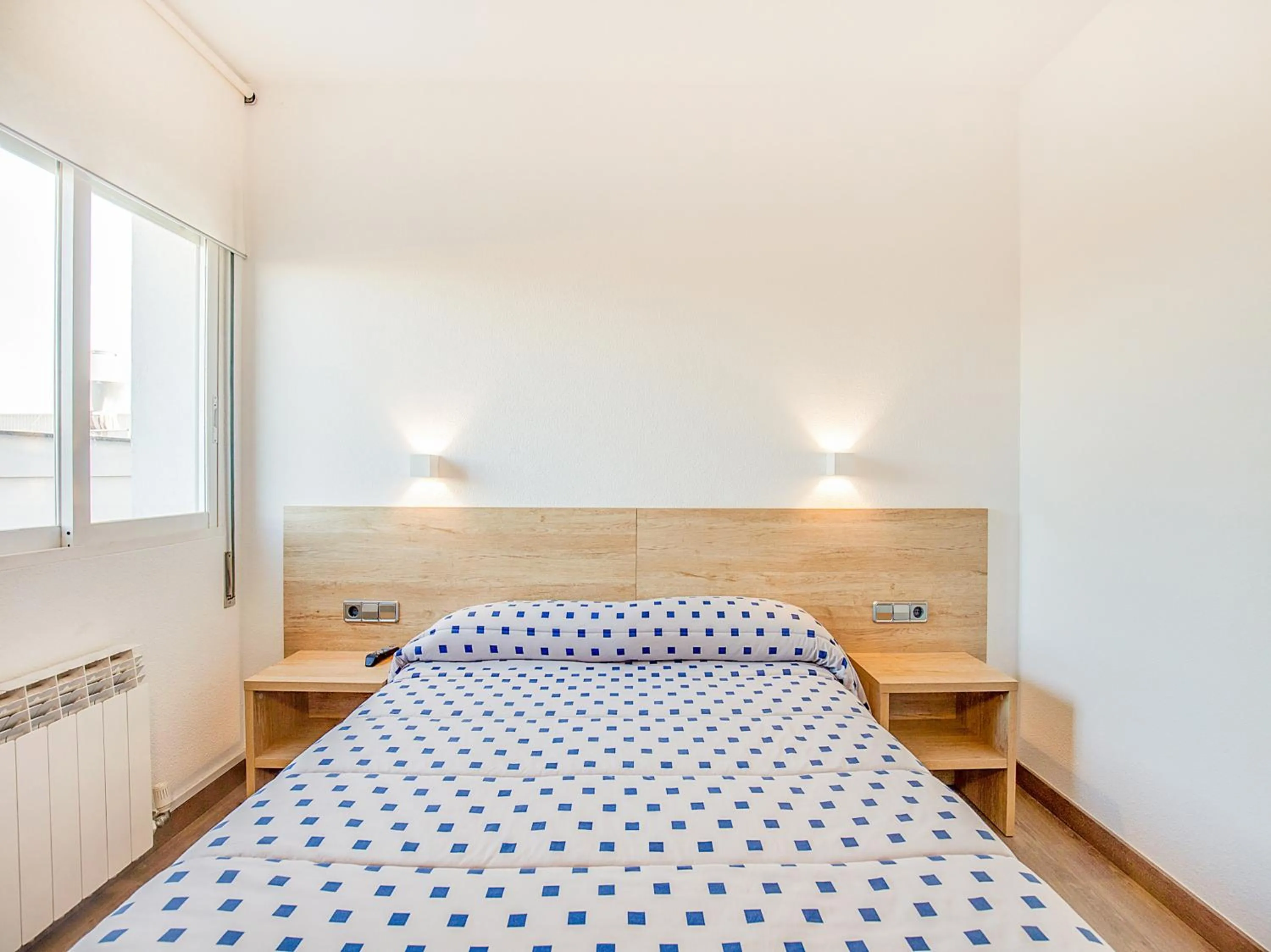 Photo of the whole room, Bed in Hotel Restaurante Blanc I Negre 2