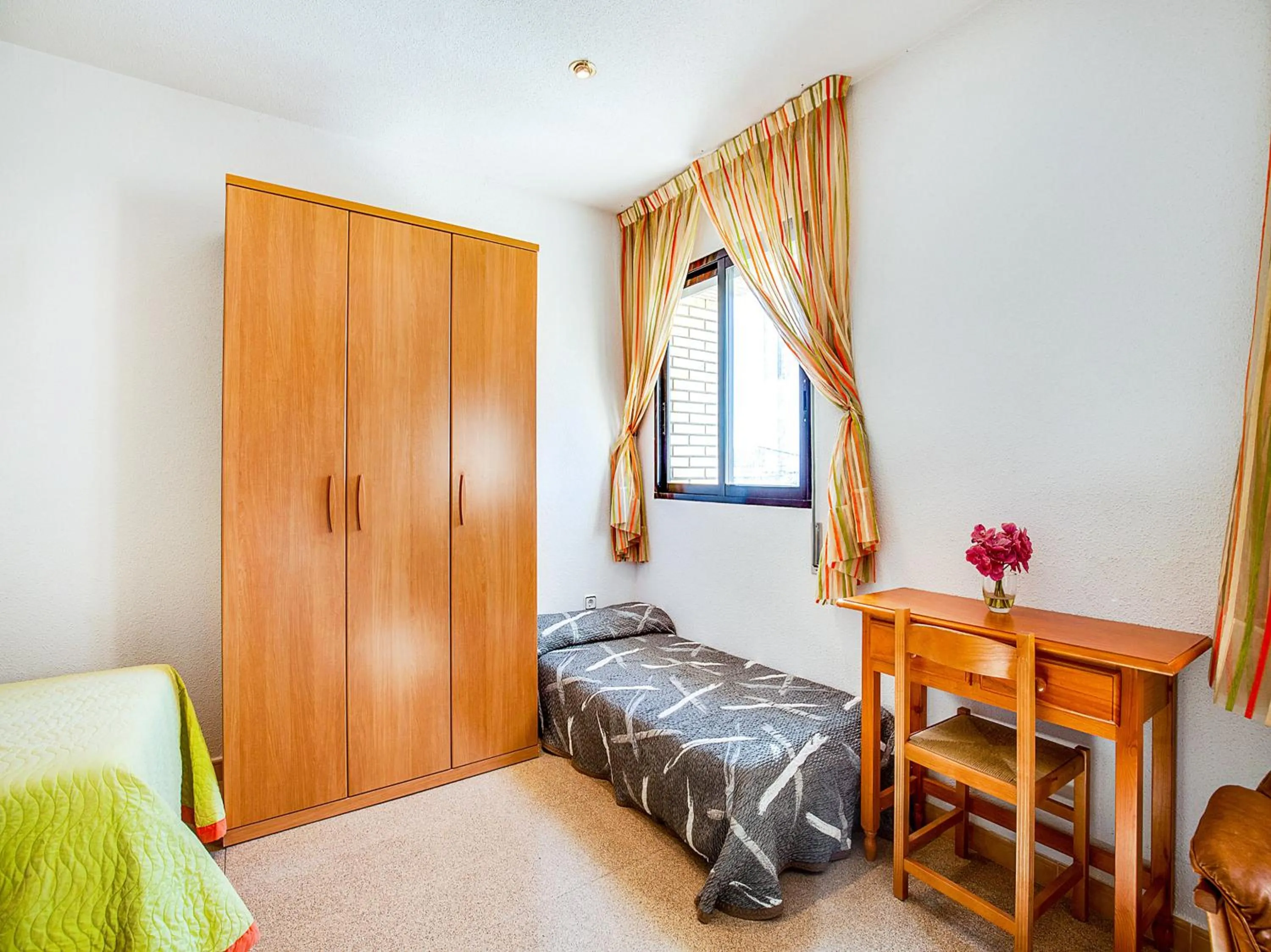 Photo of the whole room, Bed in Hotel Restaurante Blanc I Negre 2