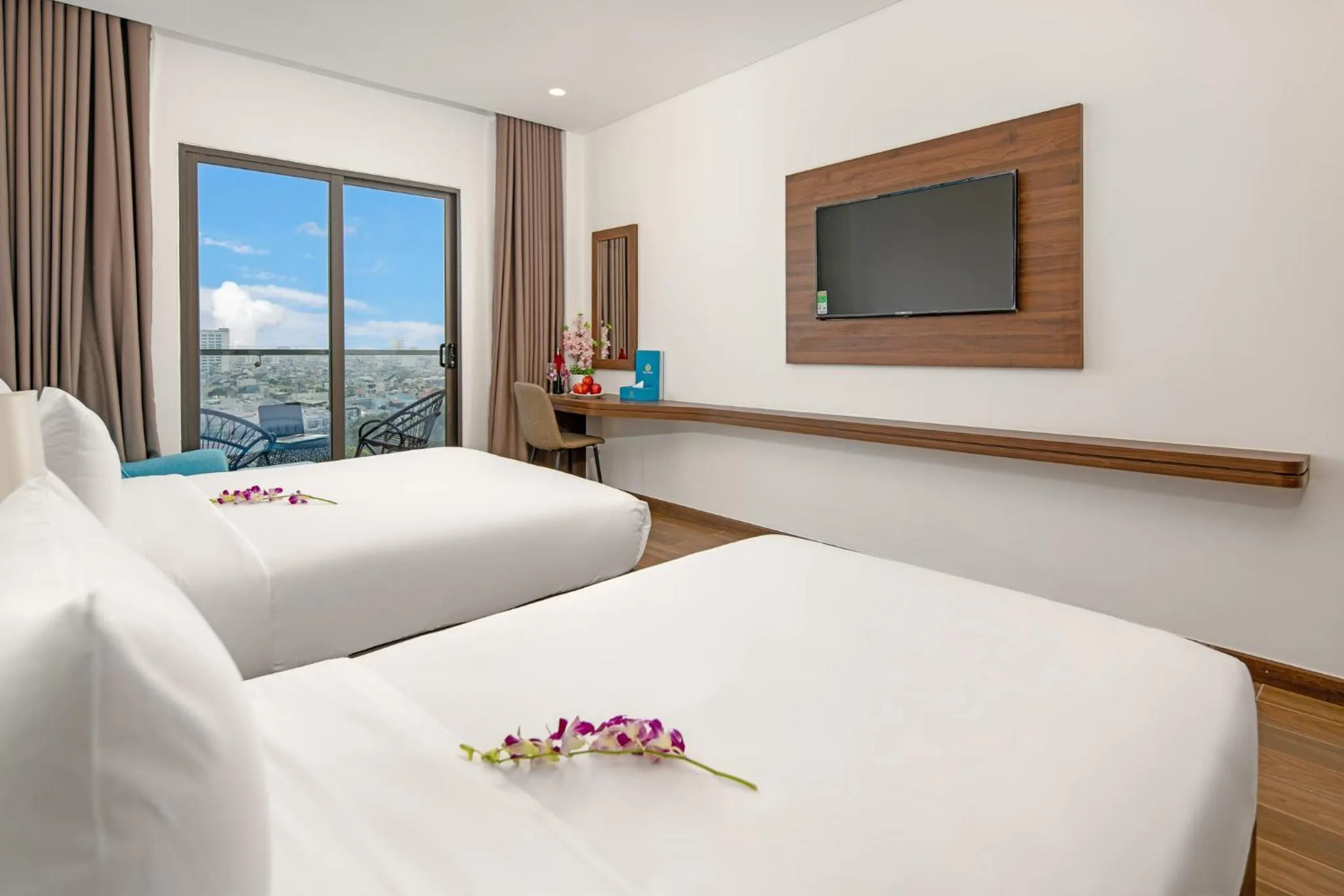 City view, Bed in Gold Plaza Hotel Da Nang