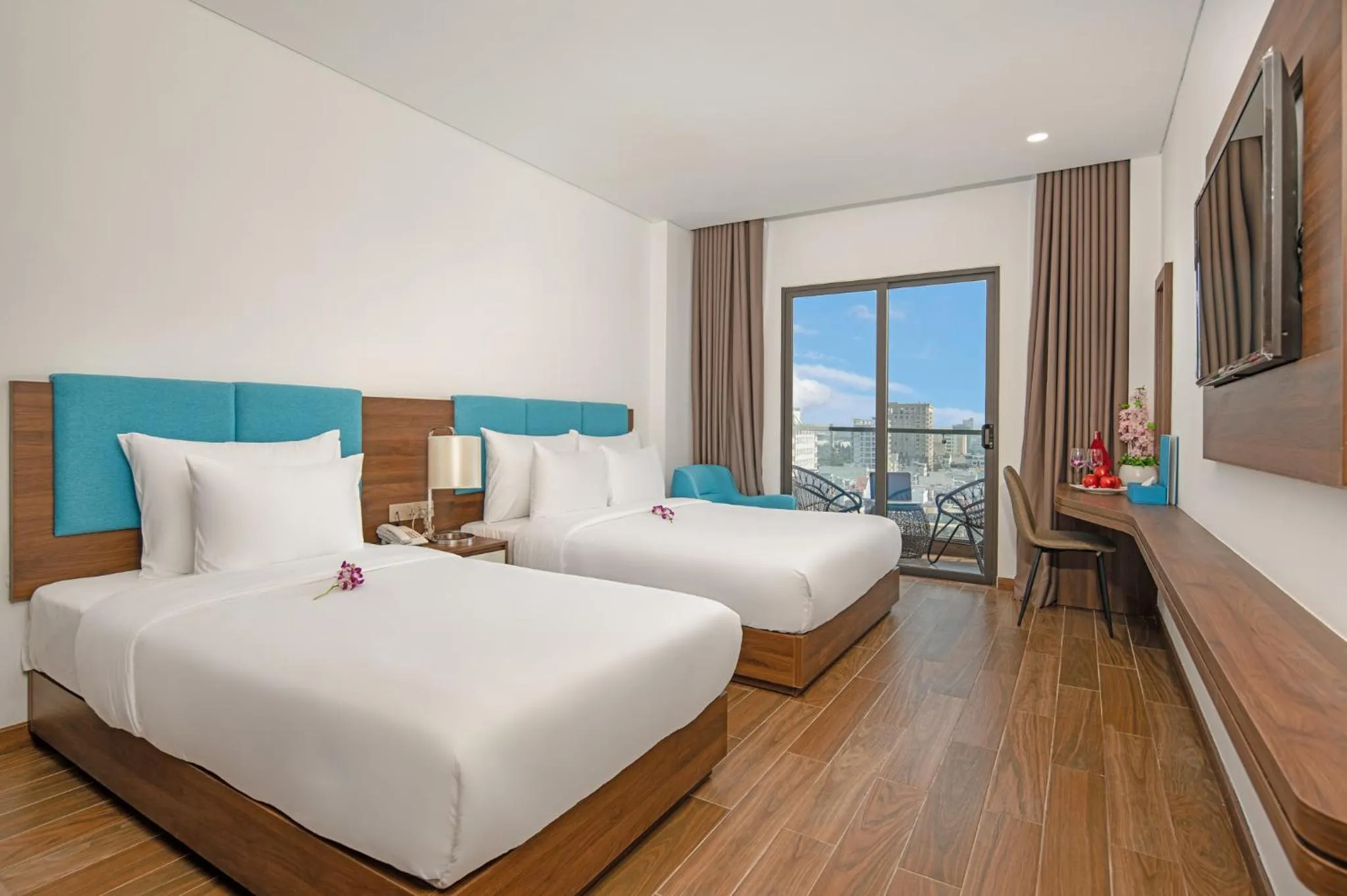 Photo of the whole room, Bed in Gold Plaza Hotel Da Nang