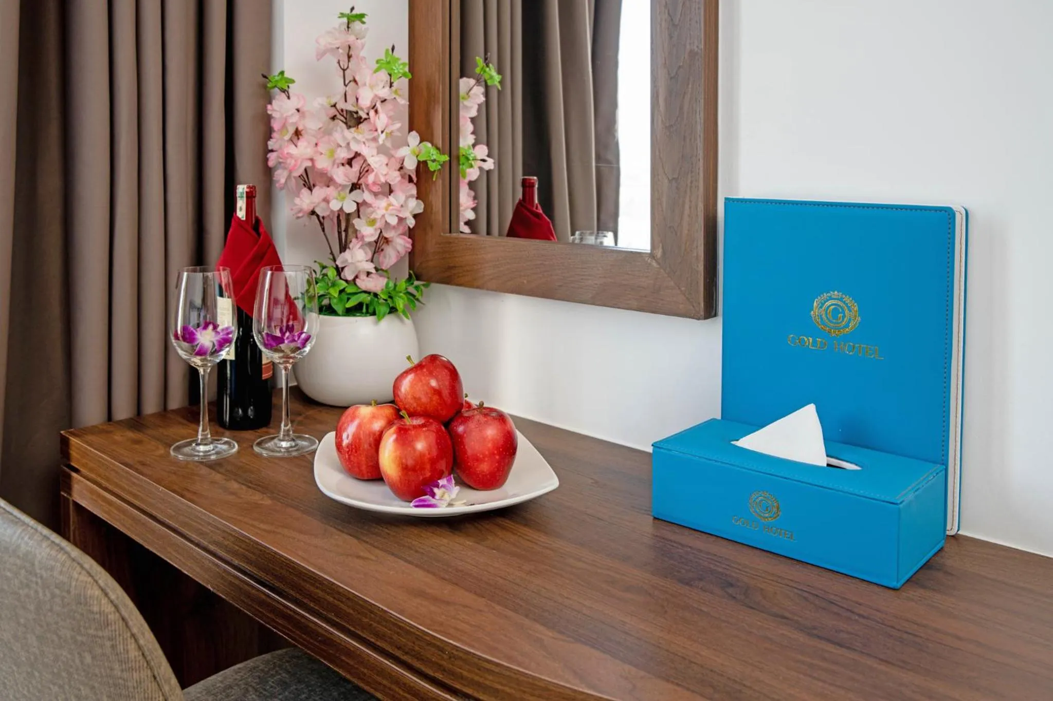 Seating area in Gold Plaza Hotel Da Nang