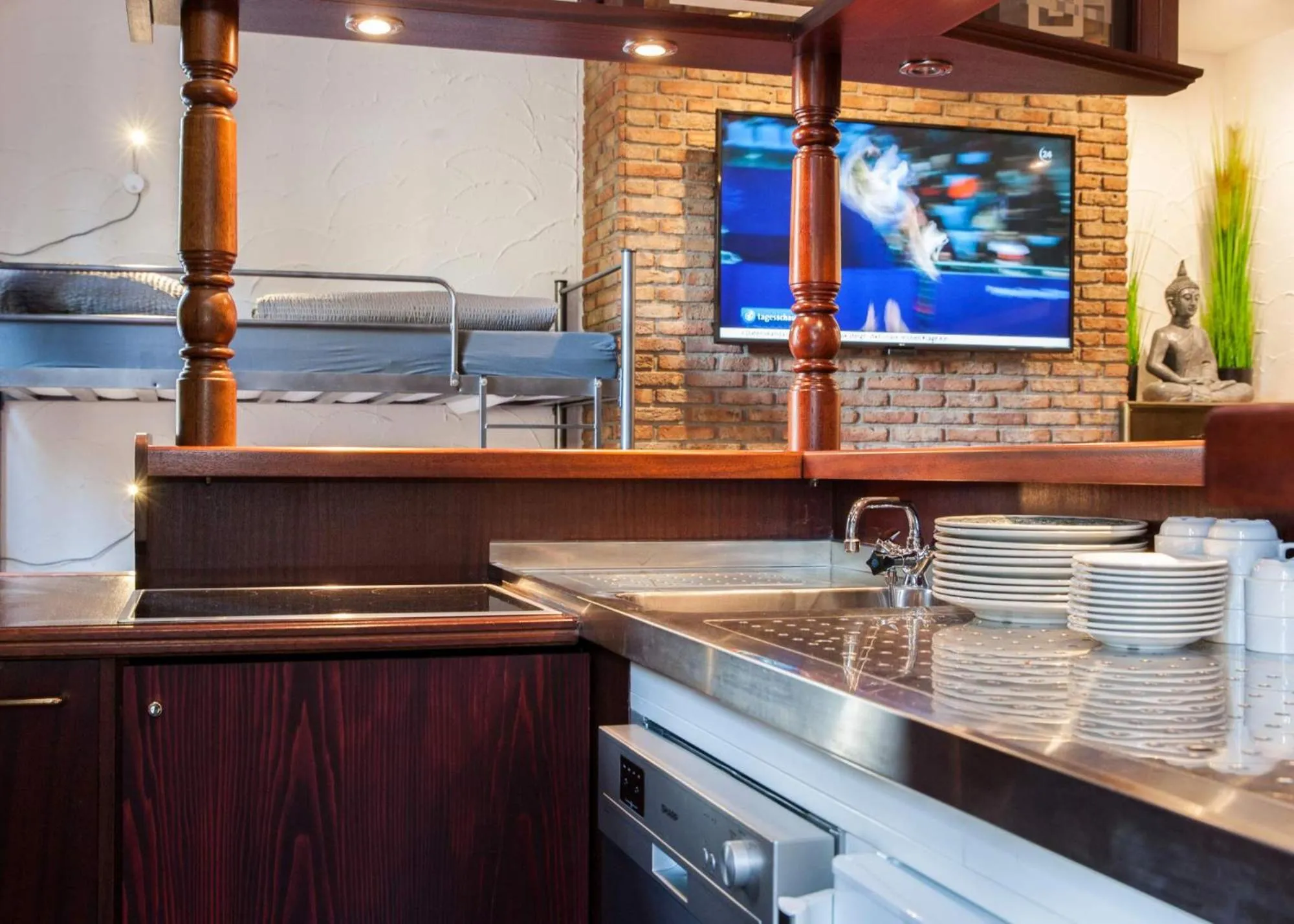 Kitchen or kitchenette in Hotel Nuhnetal