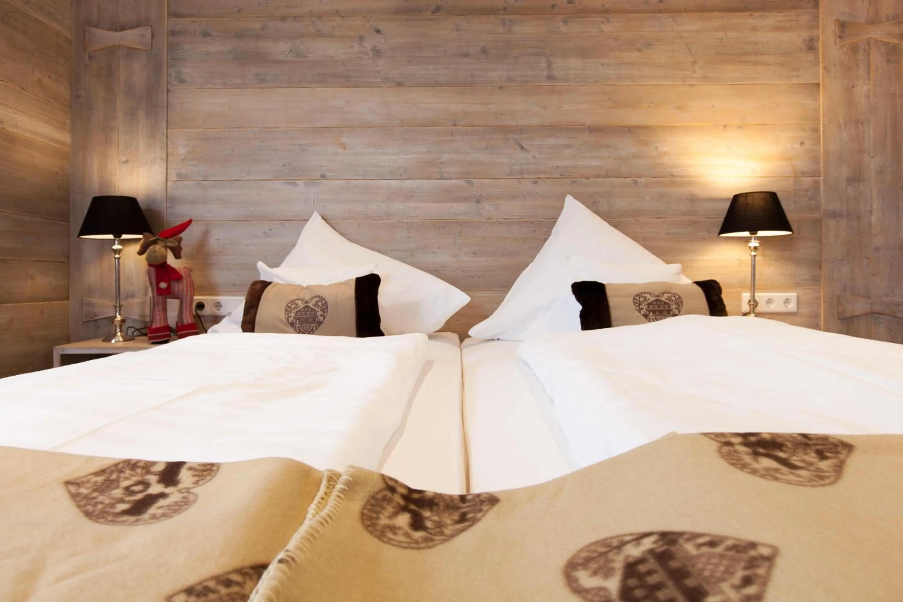 Bed in Hotel Nuhnetal