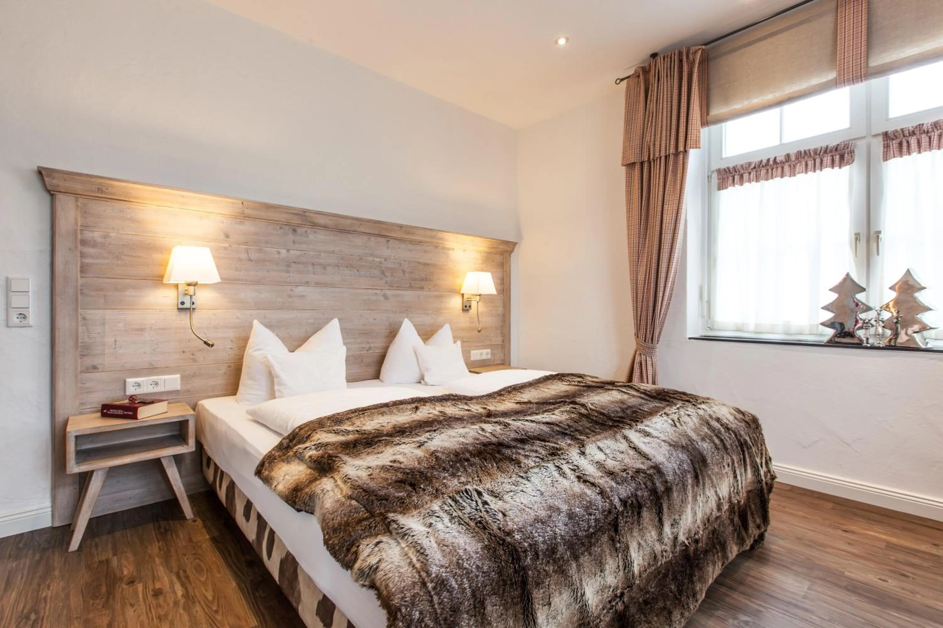 Decorative detail, Bed in Hotel Nuhnetal