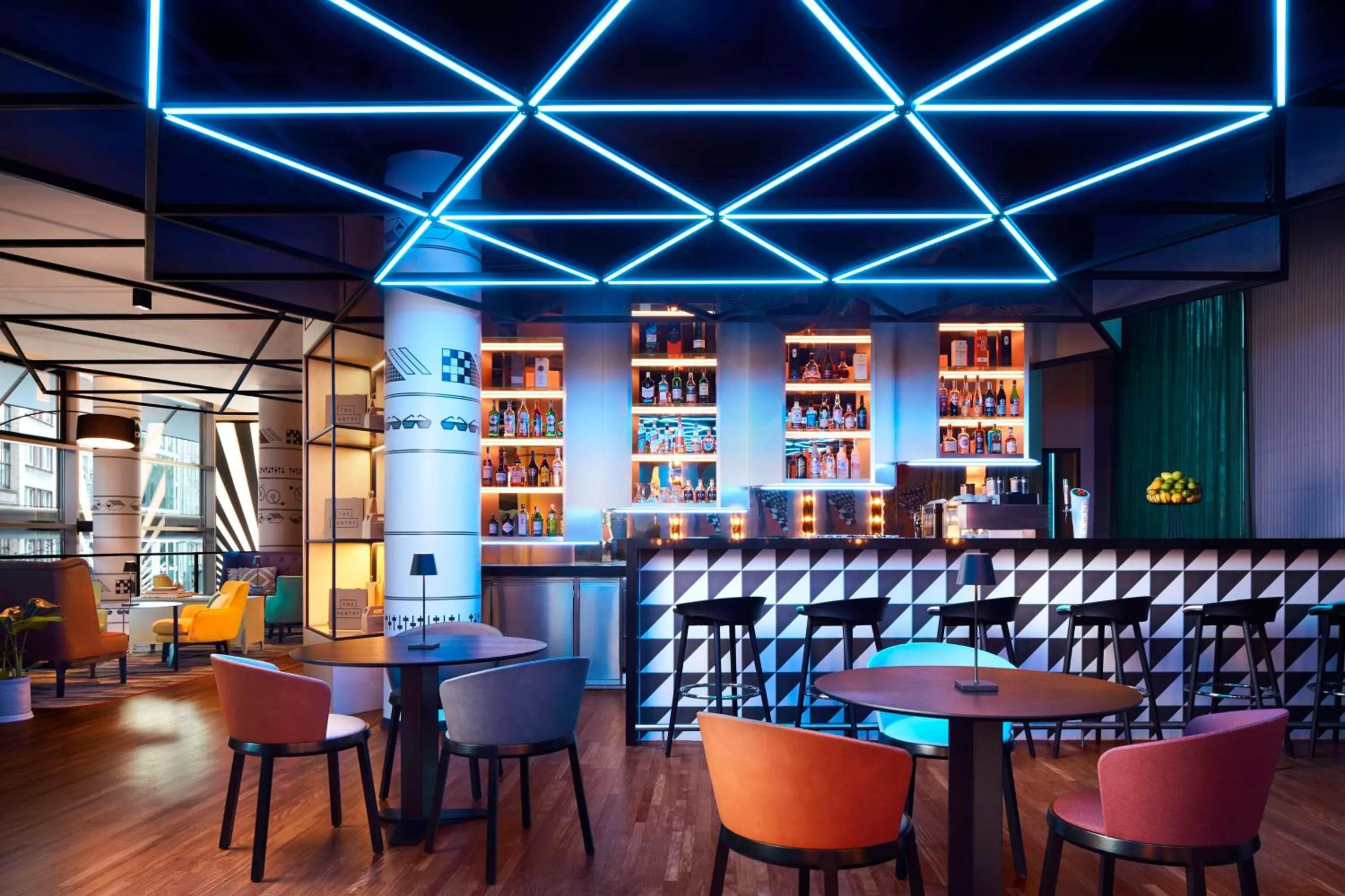 Restaurant/places to eat in Avani Frankfurt City Hotel