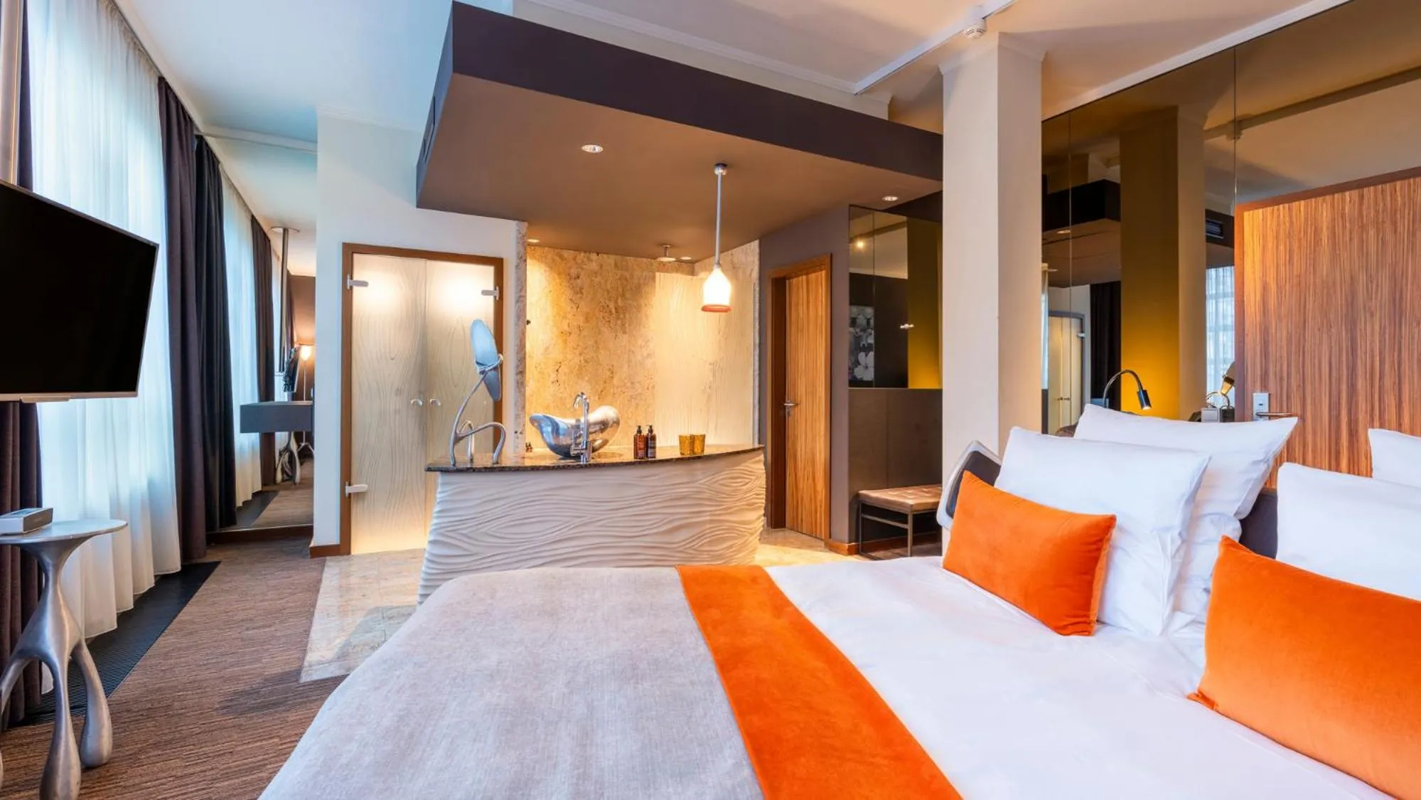 Bed in east Hotel Hamburg