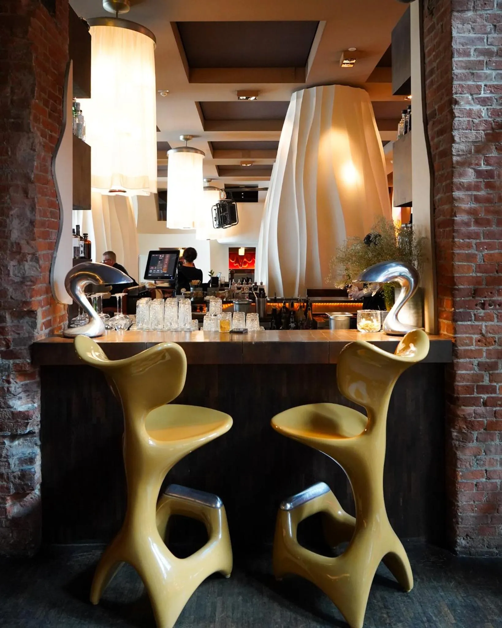 Lounge or bar in east Hotel Hamburg