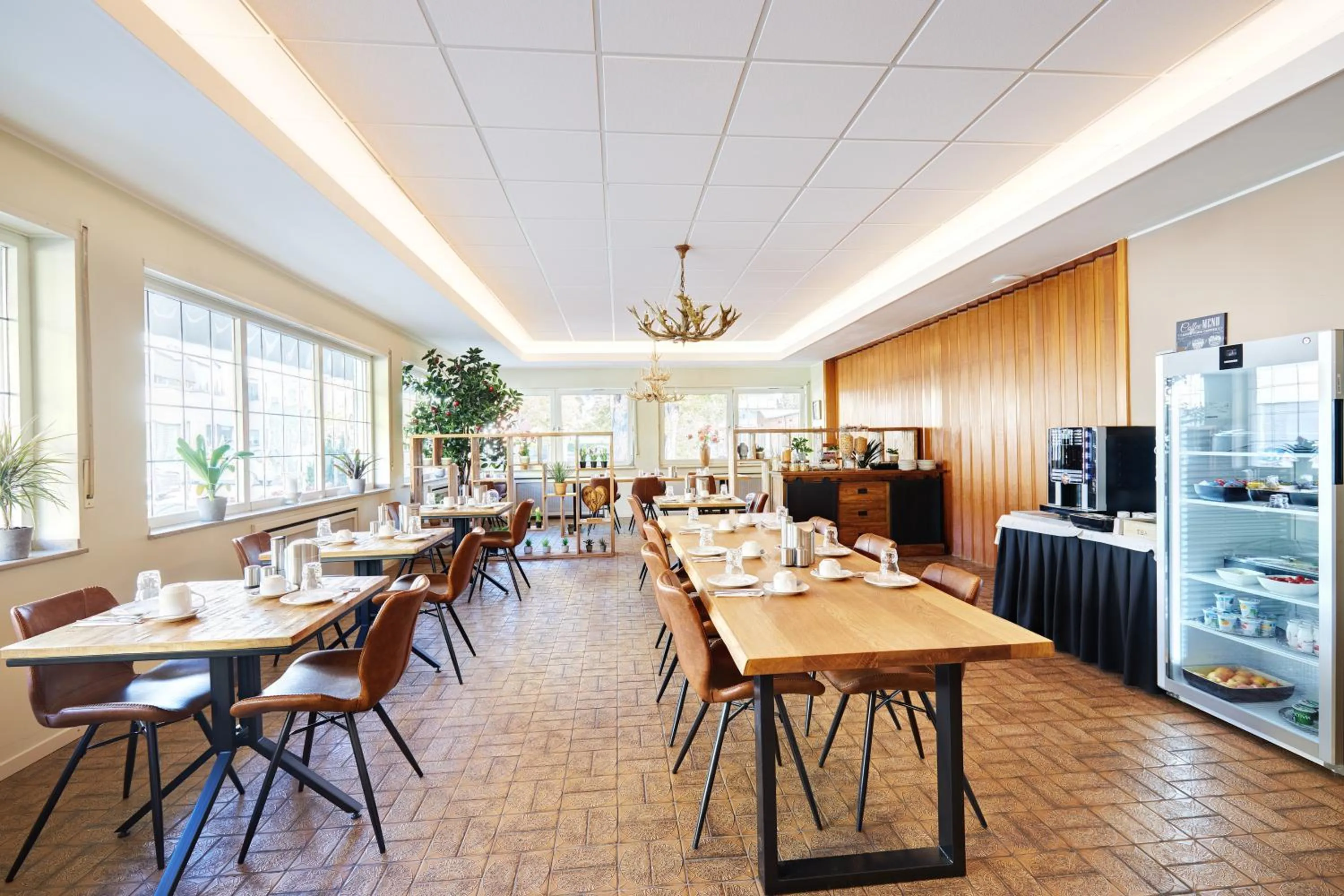 Continental breakfast in Hotel Stadt Grevenbroich mit Klimaanlage