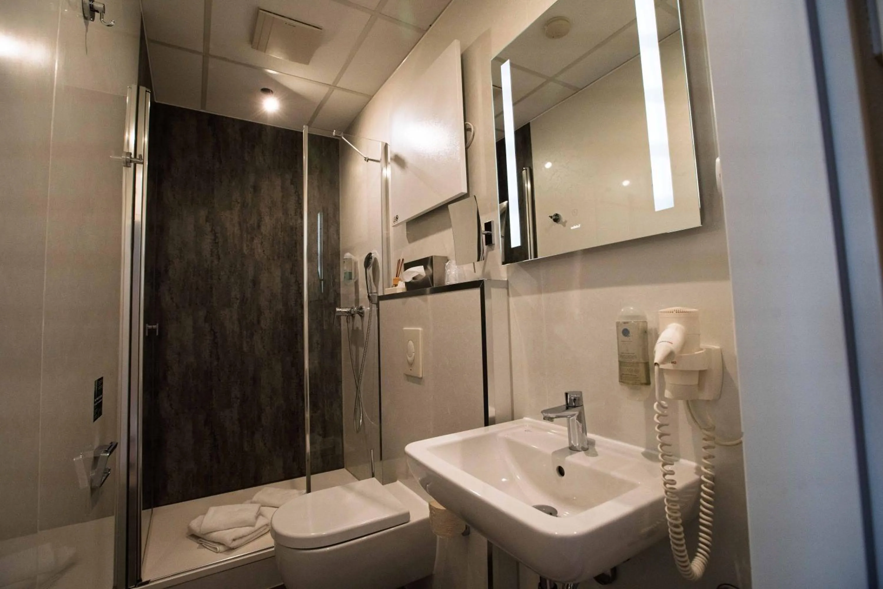 Shower in City Hotel Hannover