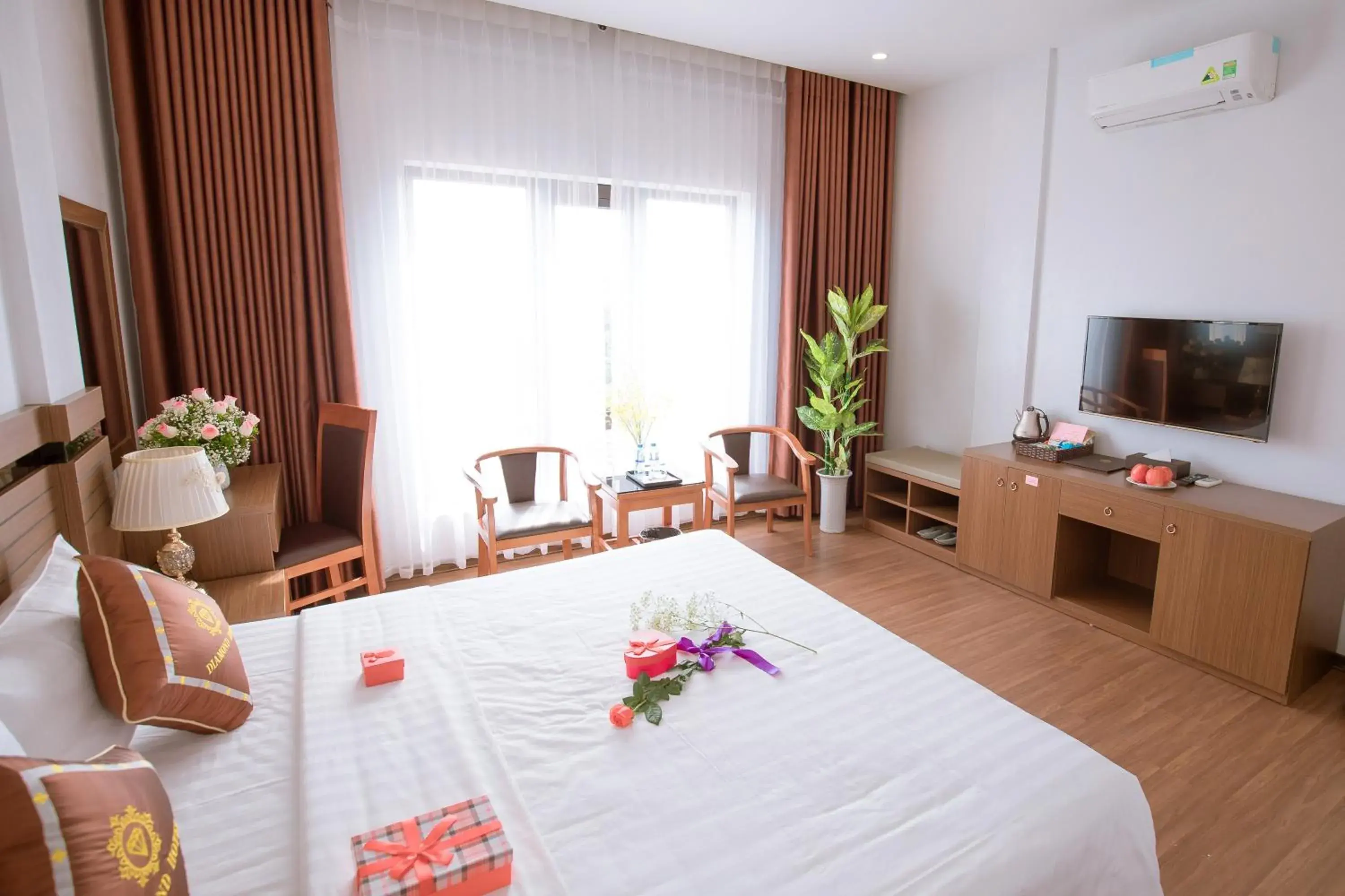 Suite with City View in Diamond Hotel Suite with City View in Diamond Hotel