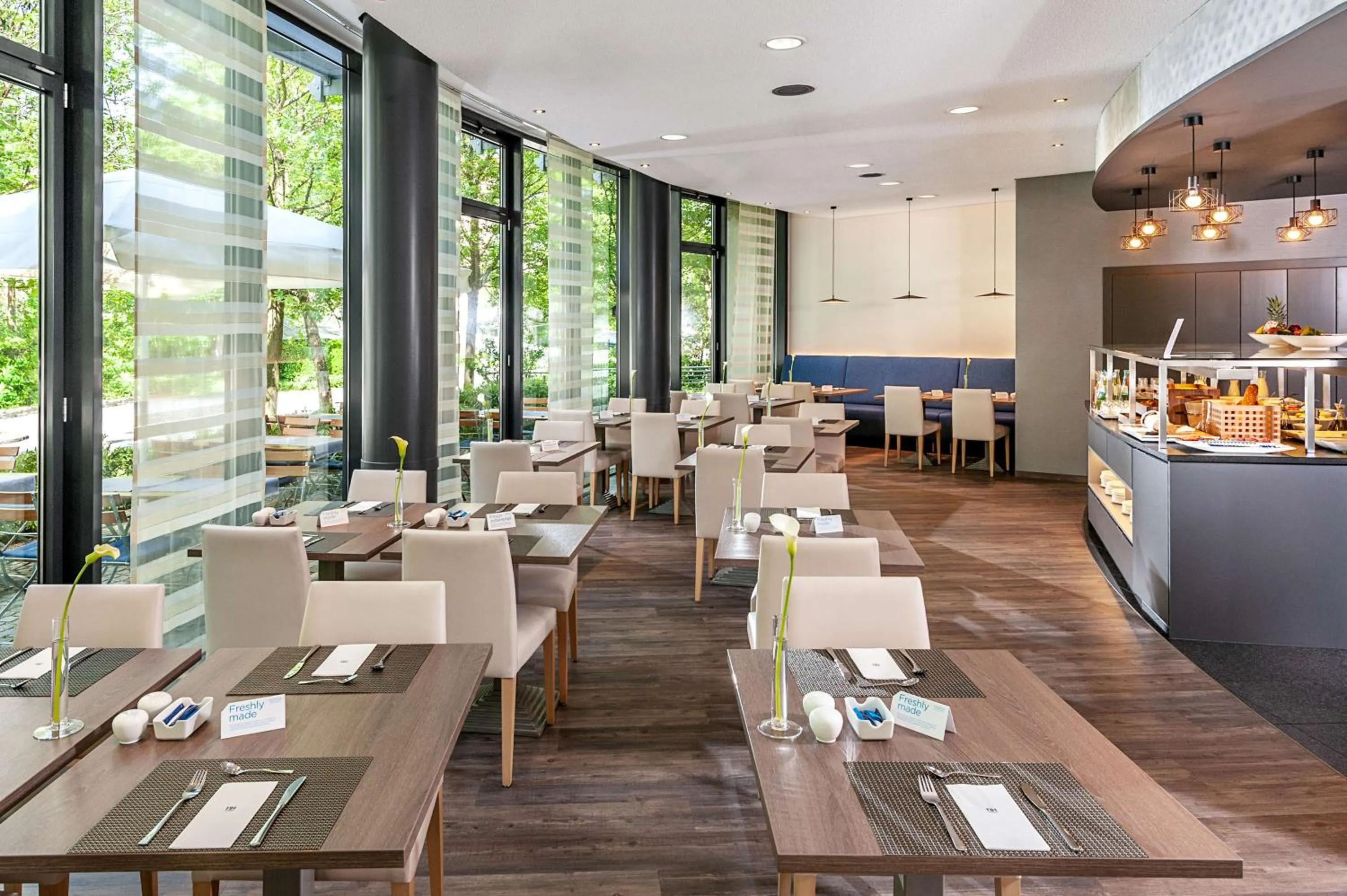 Restaurant/places to eat in NH München Unterhaching