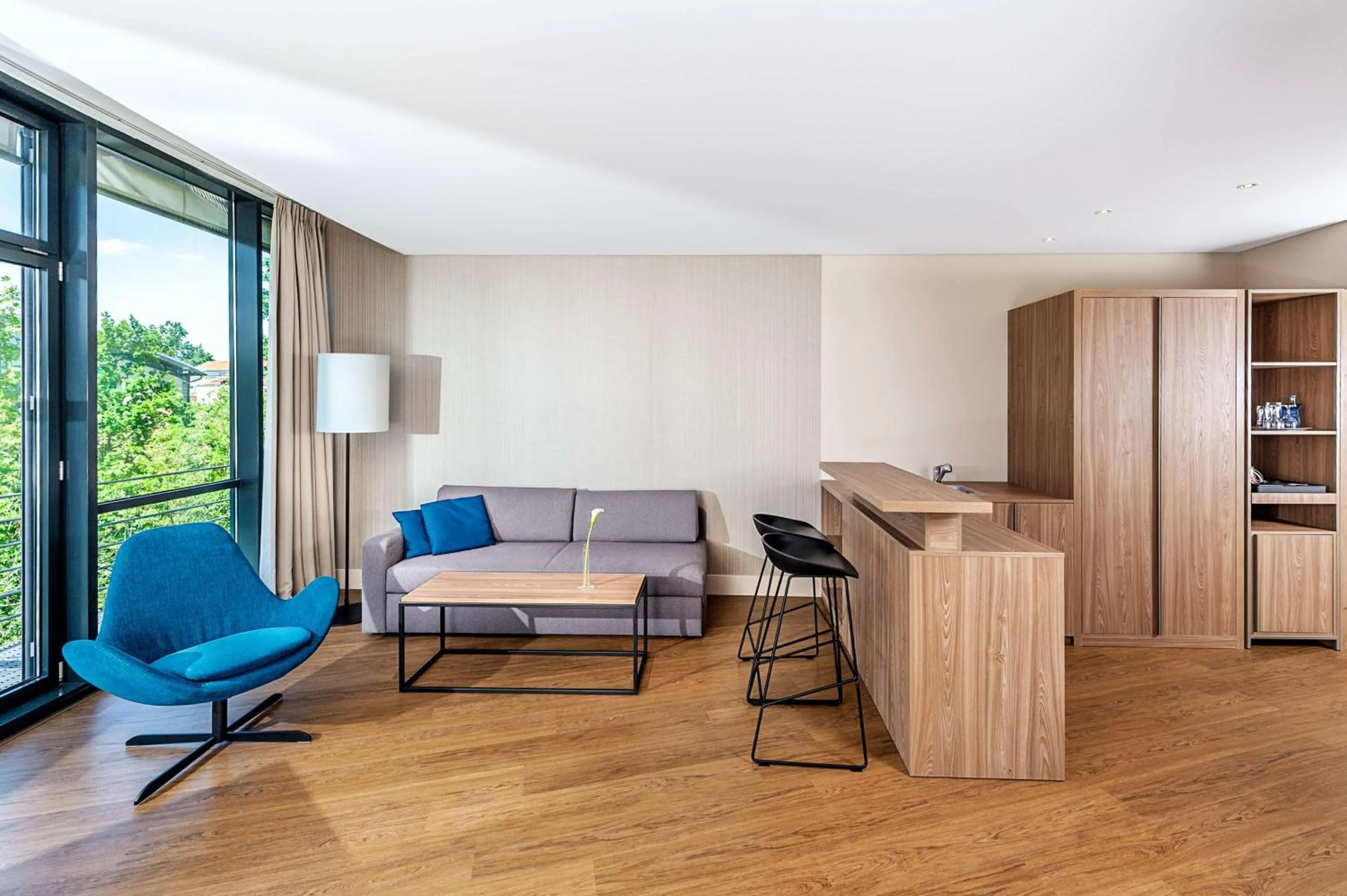 Photo of the whole room in NH München Unterhaching