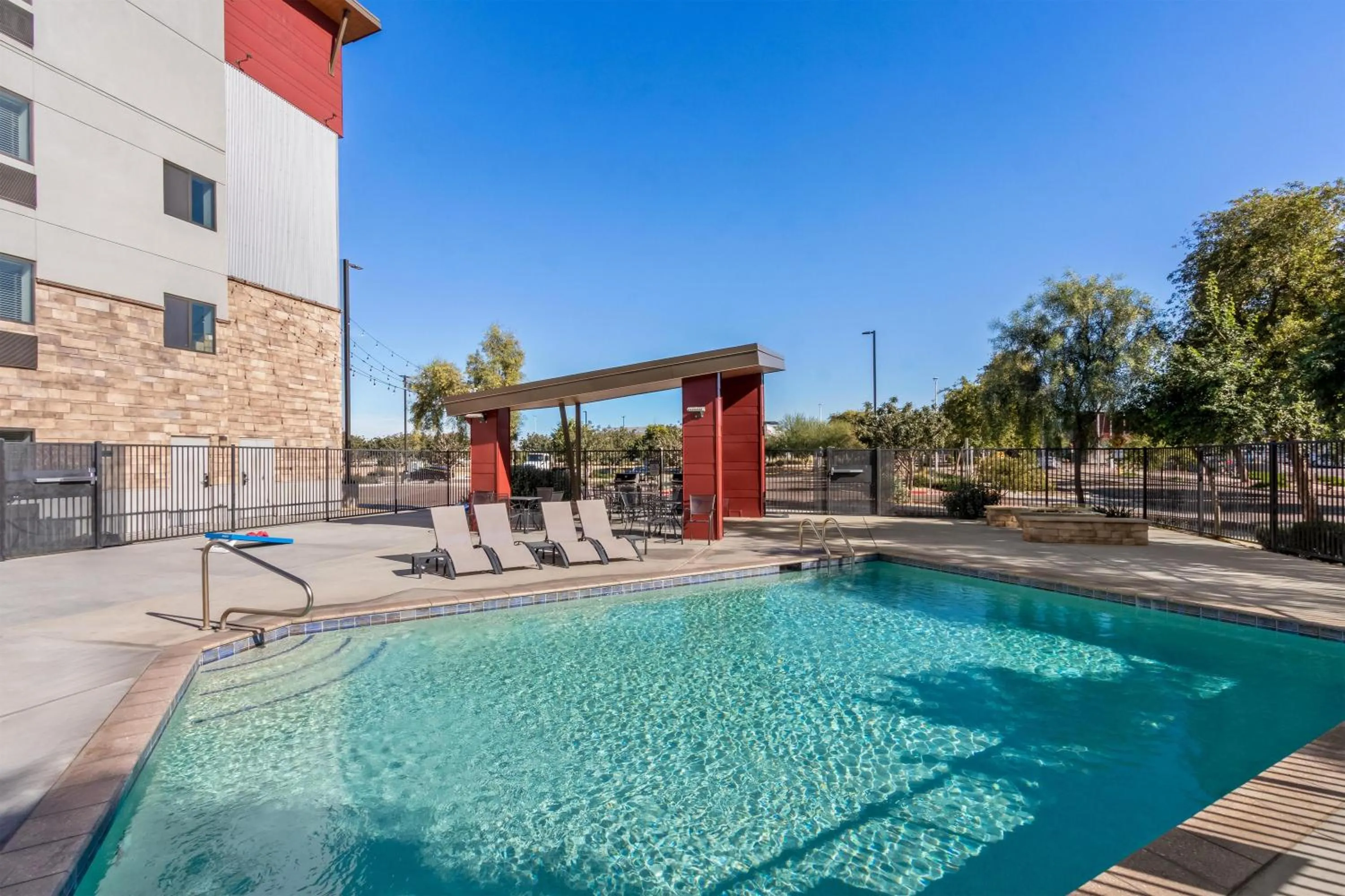 Pool view in Sonesta Simply Suites Avondale