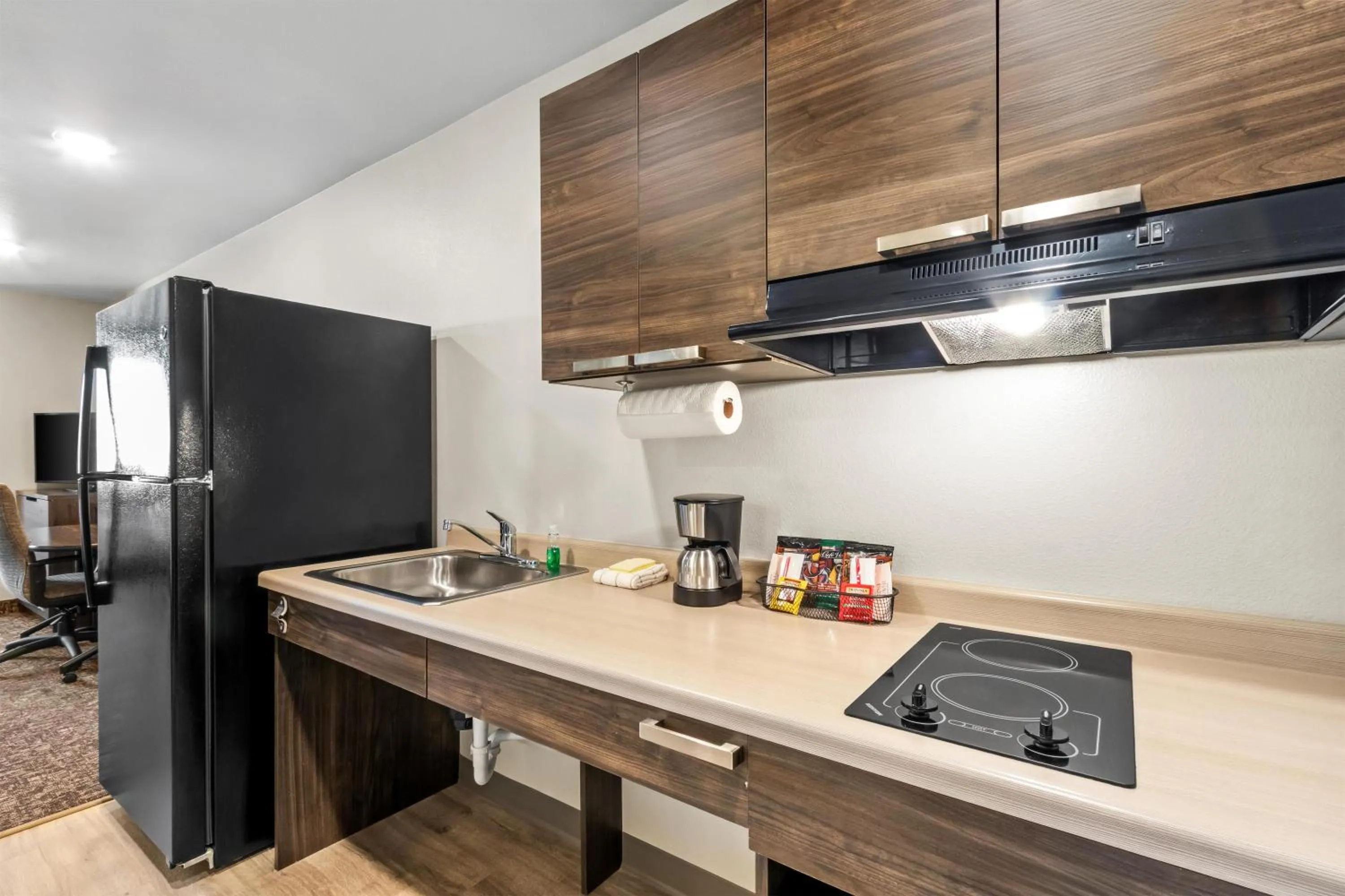 Bathroom in Sonesta Simply Suites Avondale