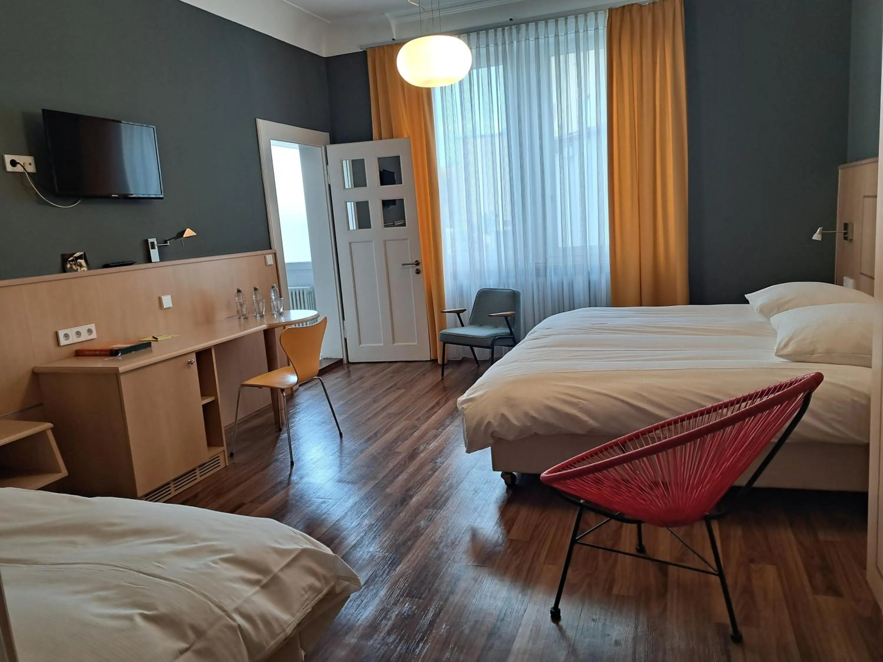 Photo of the whole room, Bed in Hotel Union