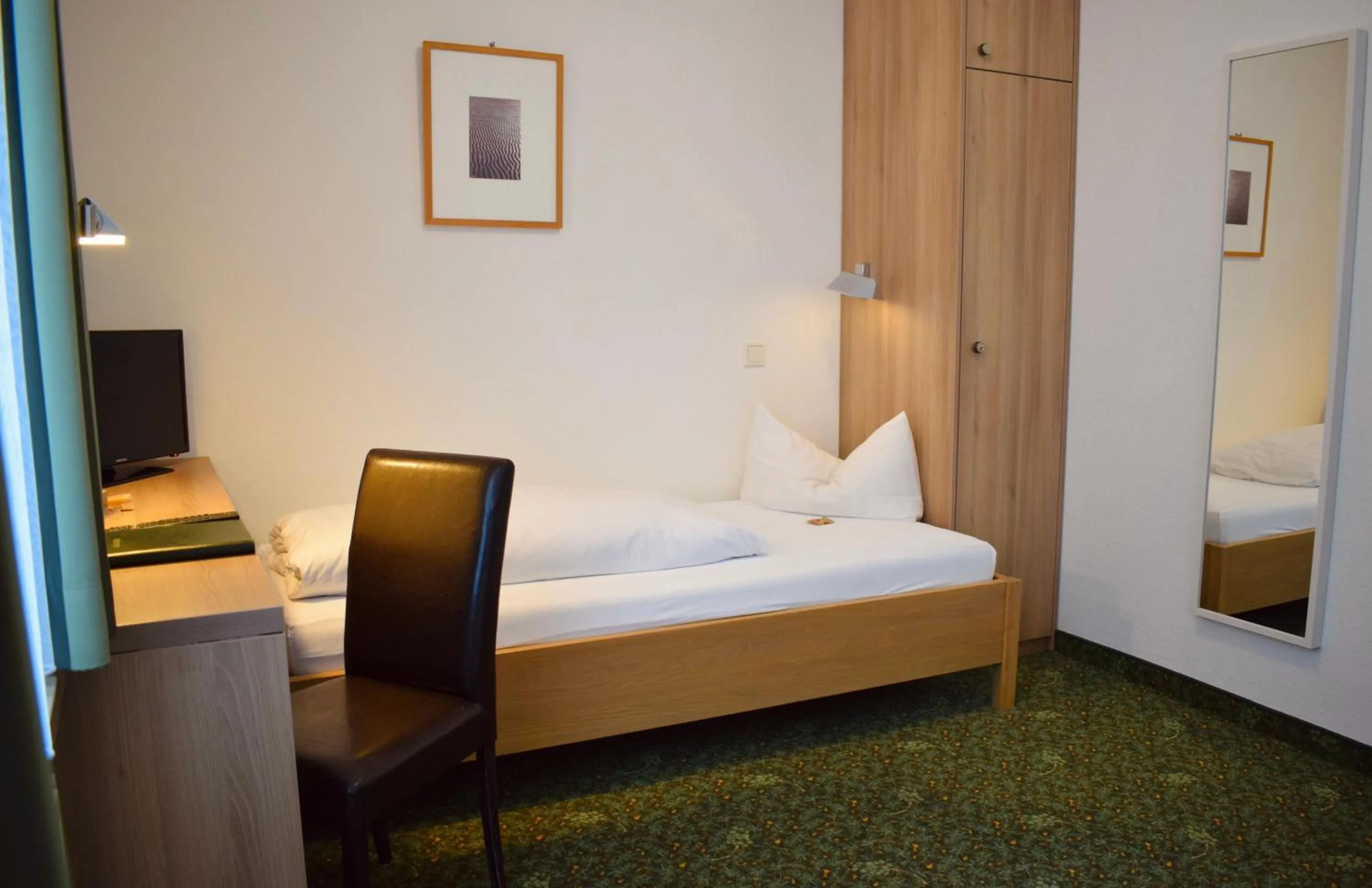 Photo of the whole room, Bed in Hotel Zur Traube