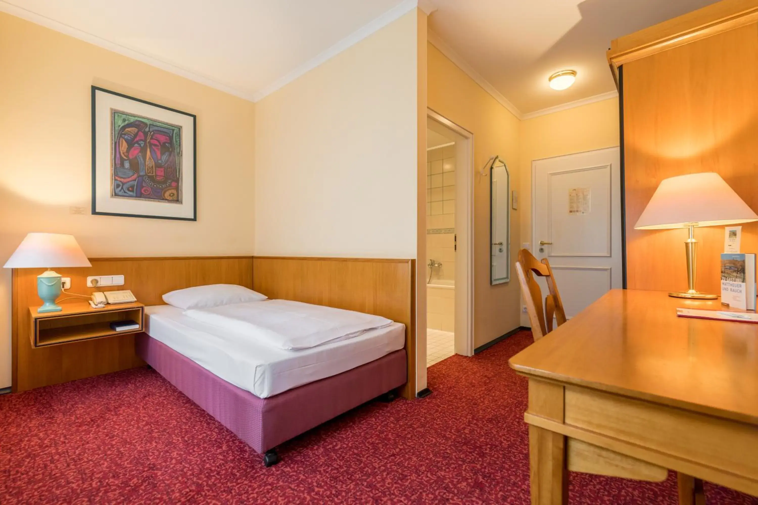 Single Room in Galerie Hotel Leipziger Hof Single Room in Galerie Hotel Leipziger Hof