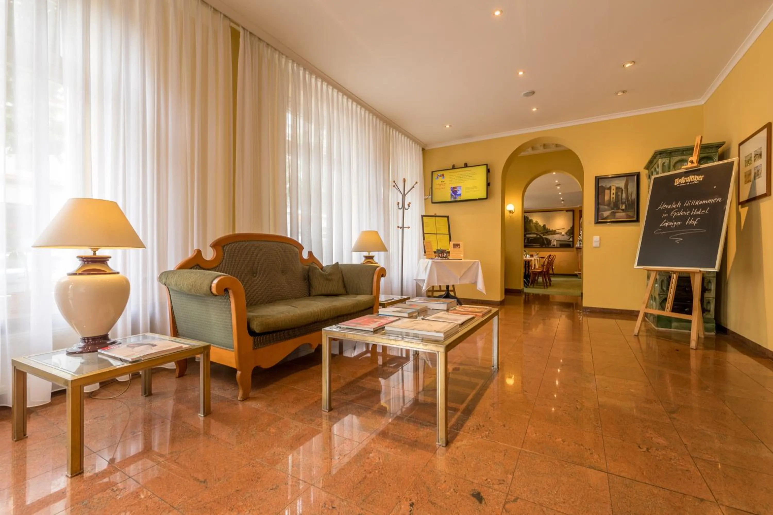 Lobby or reception in Galerie Hotel Leipziger Hof