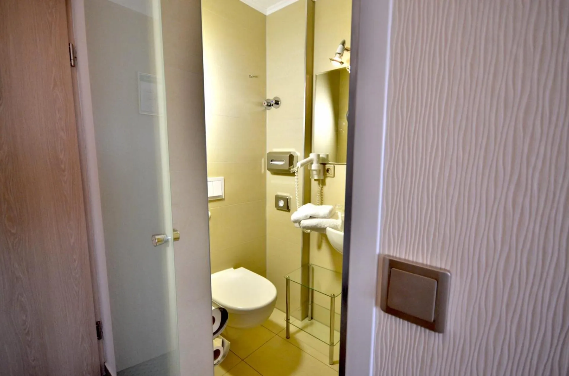 Bathroom in Hotel Alt-Connewitz