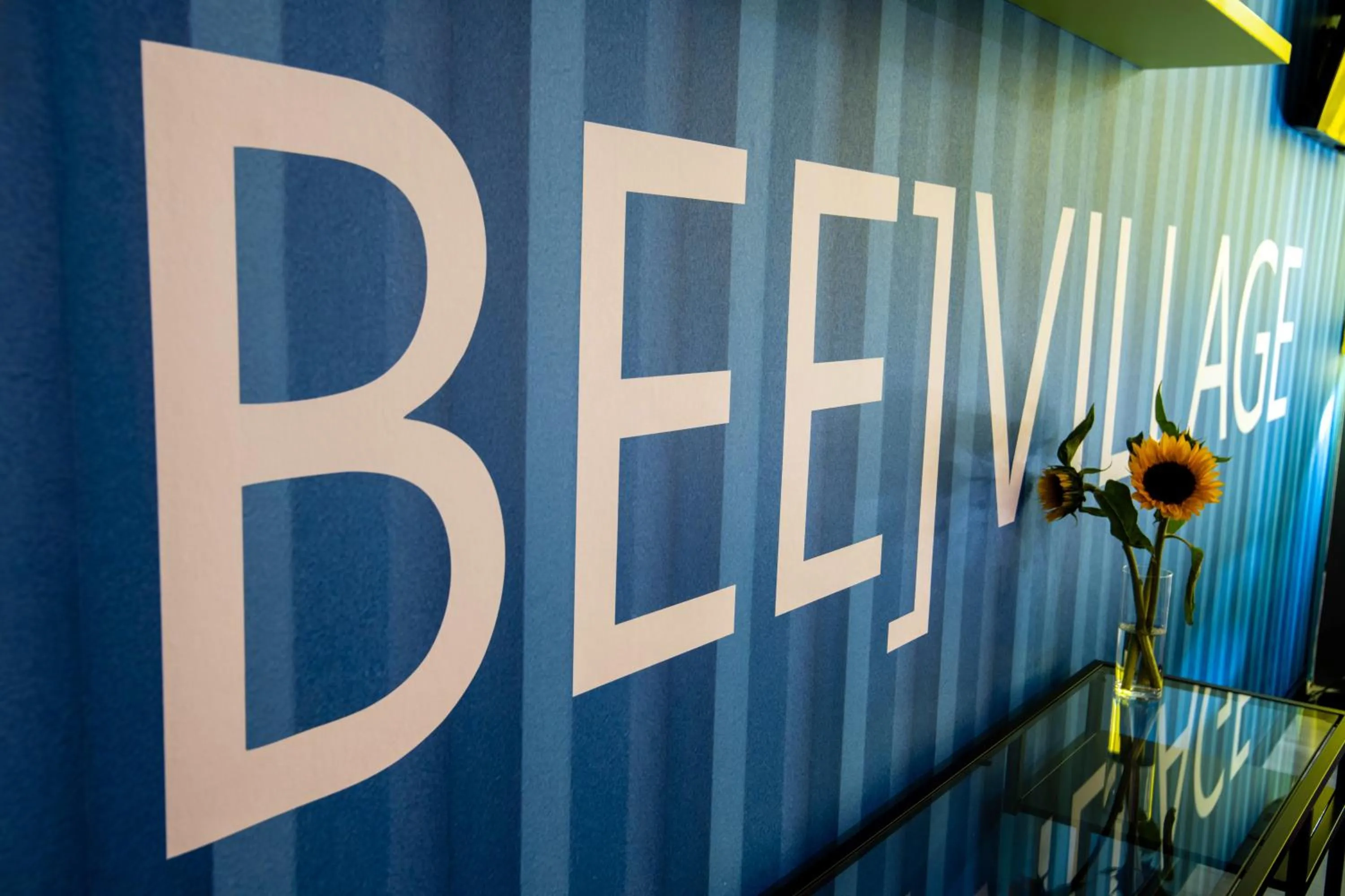 Photo of the whole room in BeeVillage Messehotel Hannover Laatzen