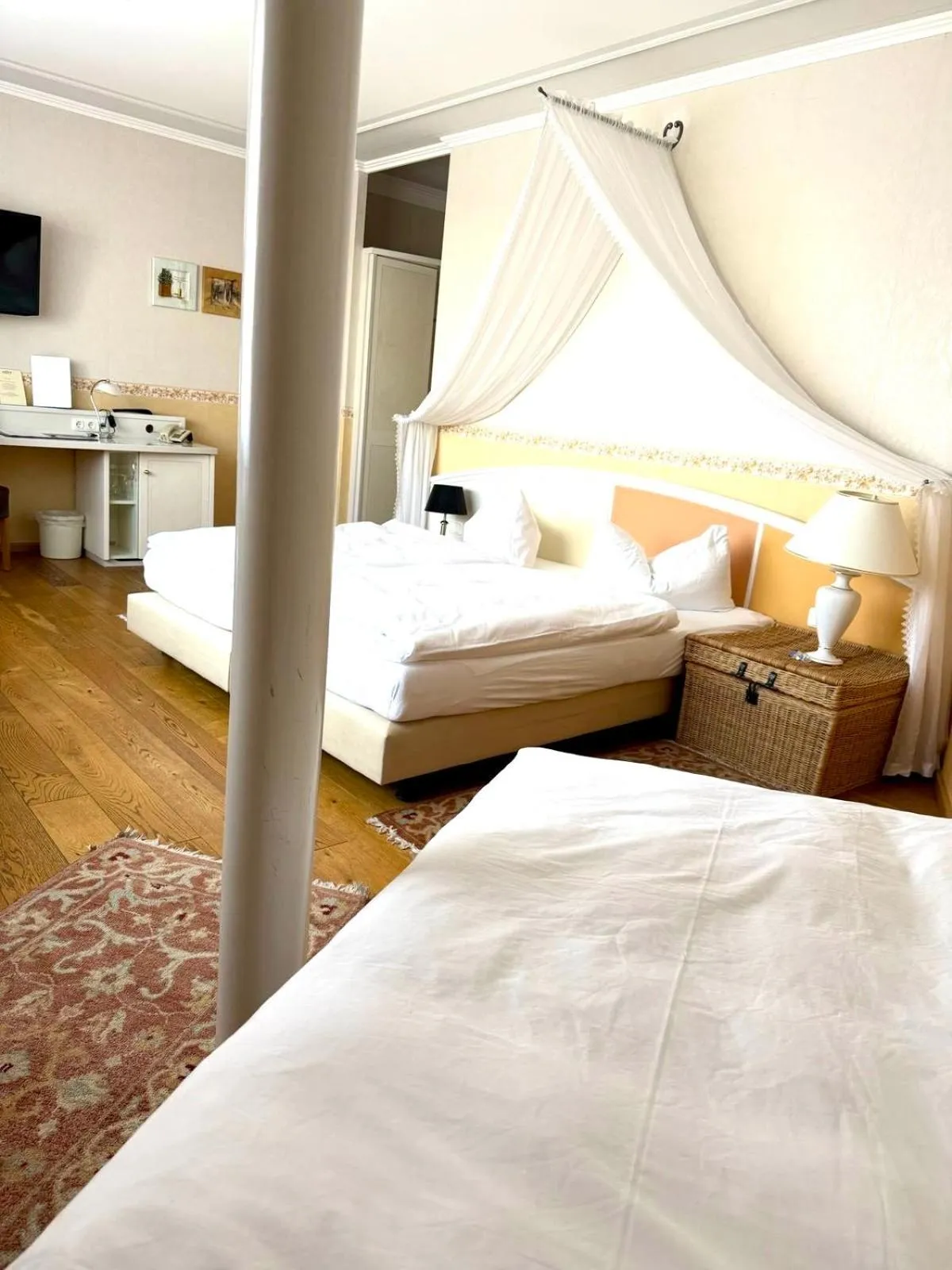 Bed in Hotel Seehof Leipzig