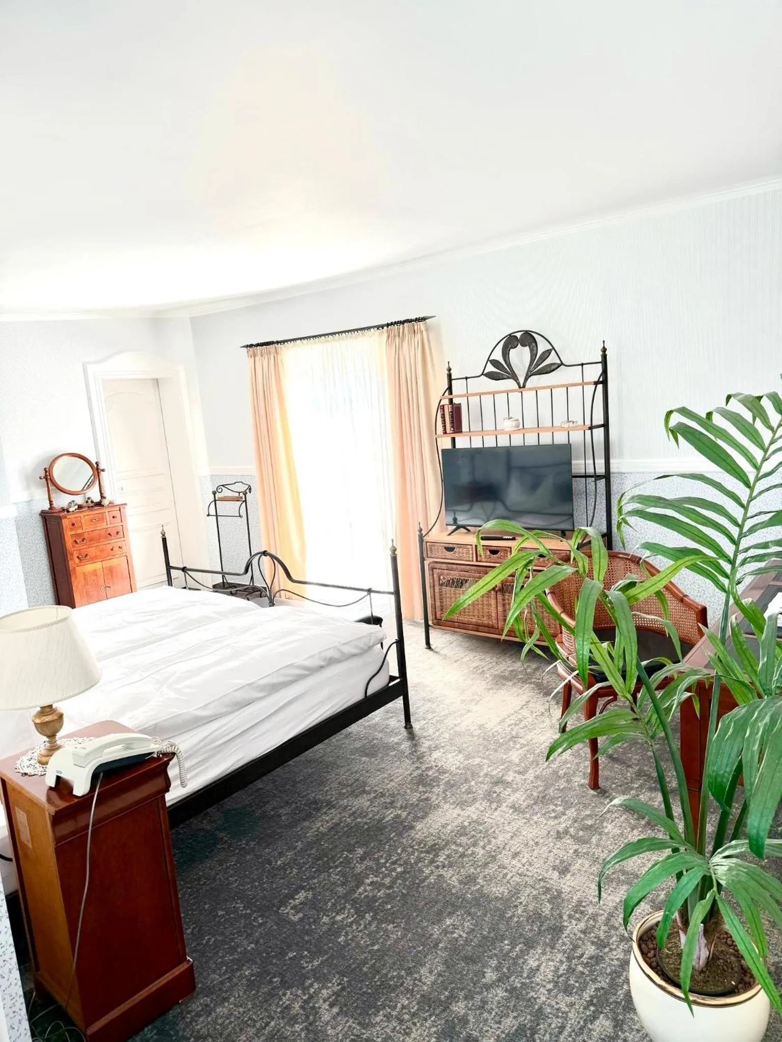 Bed in Hotel Seehof Leipzig