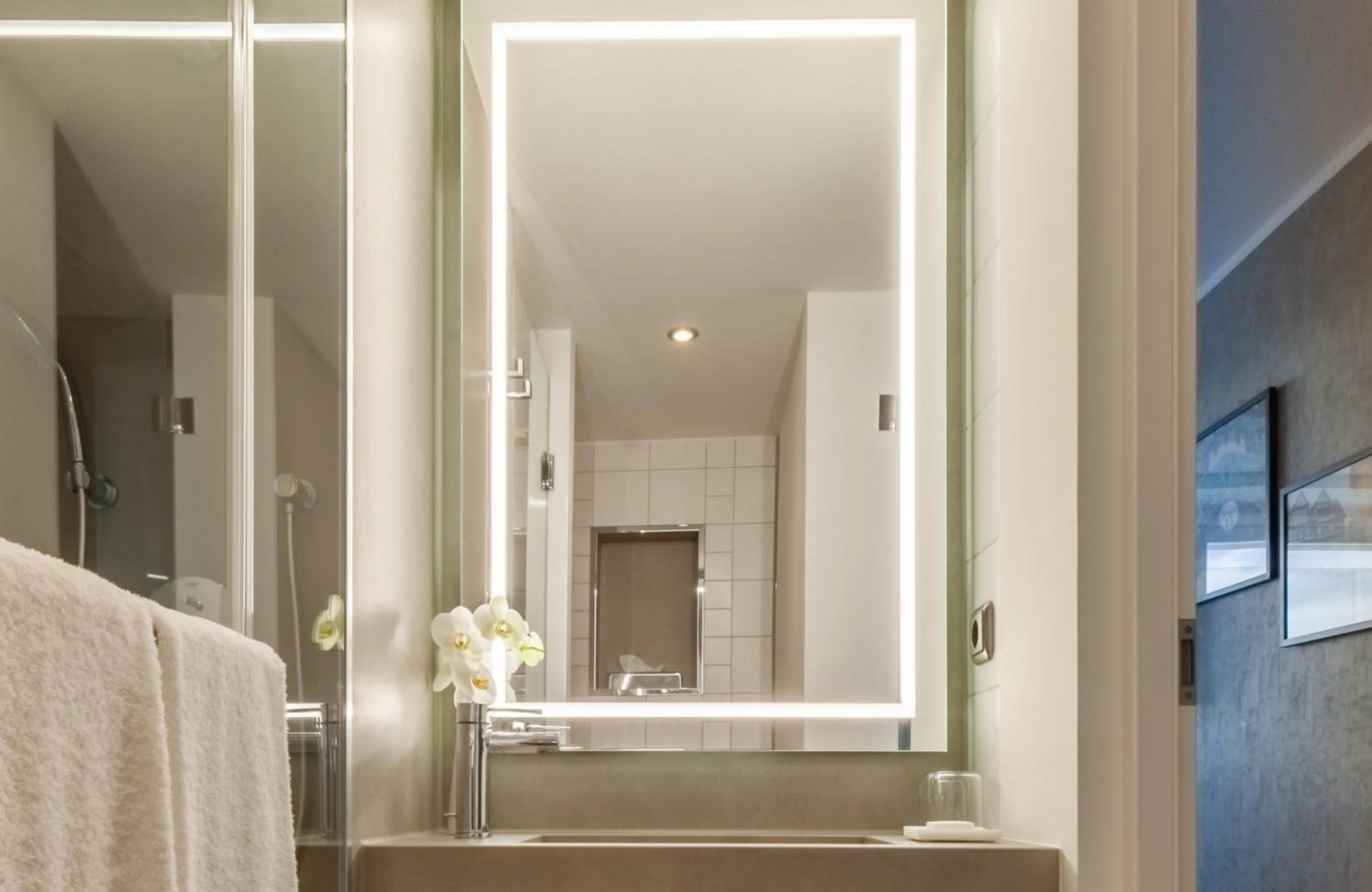 Bathroom in NYX Hotel Erfurt by Leonardo Hotels