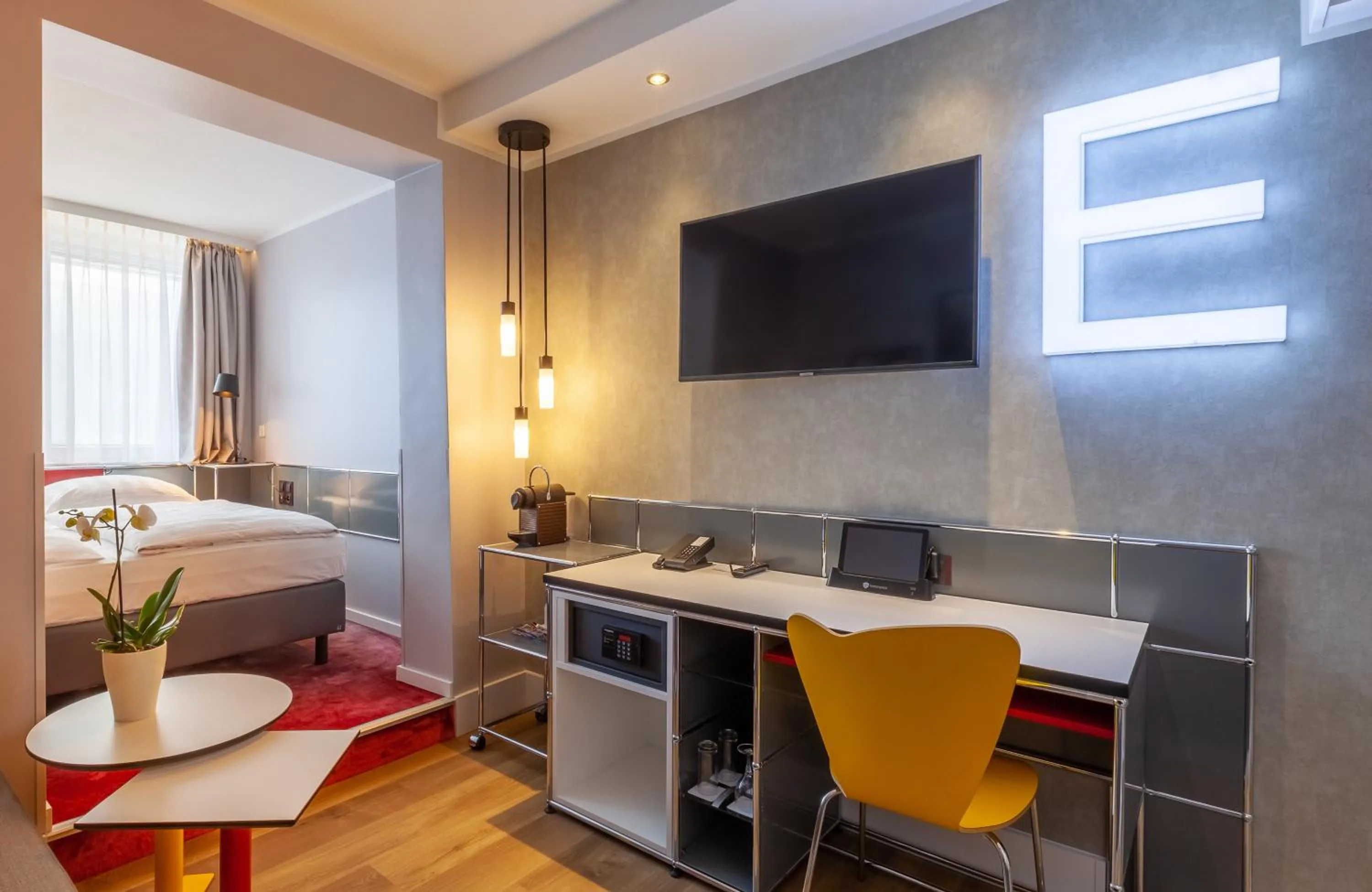 Photo of the whole room, Bed in NYX Hotel Erfurt by Leonardo Hotels