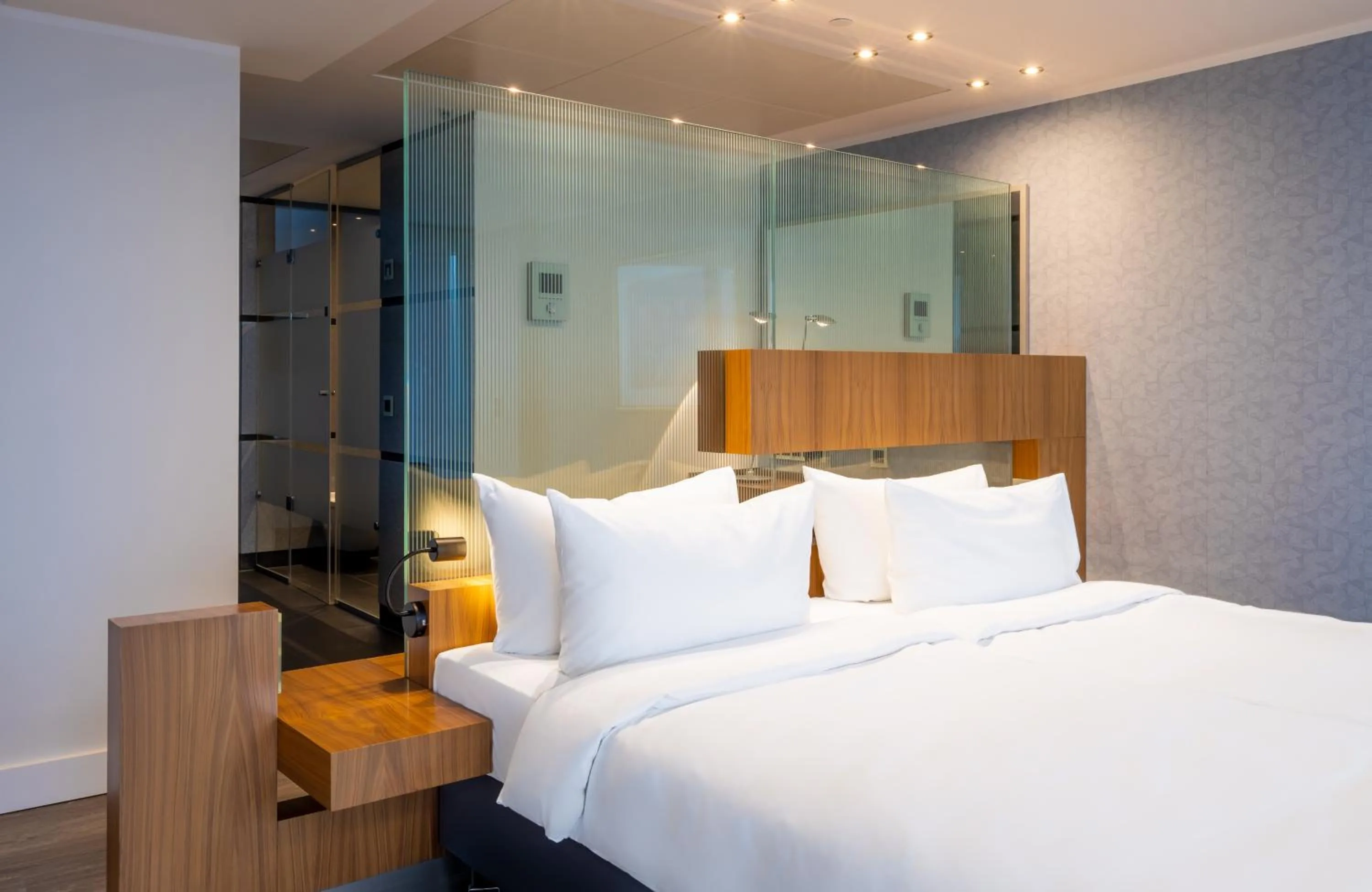 Bed in NYX Hotel Erfurt by Leonardo Hotels