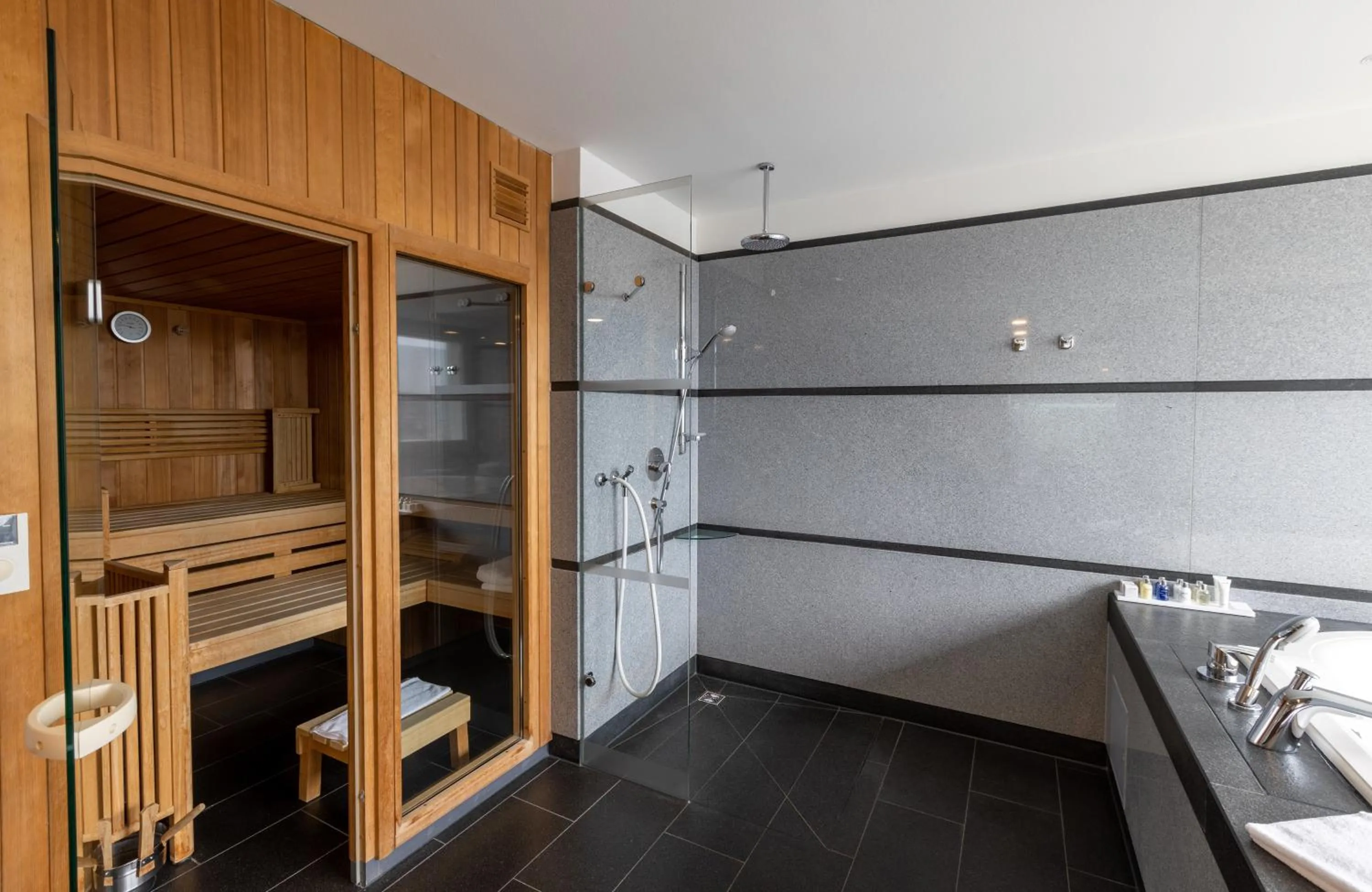 Bathroom in NYX Hotel Erfurt by Leonardo Hotels
