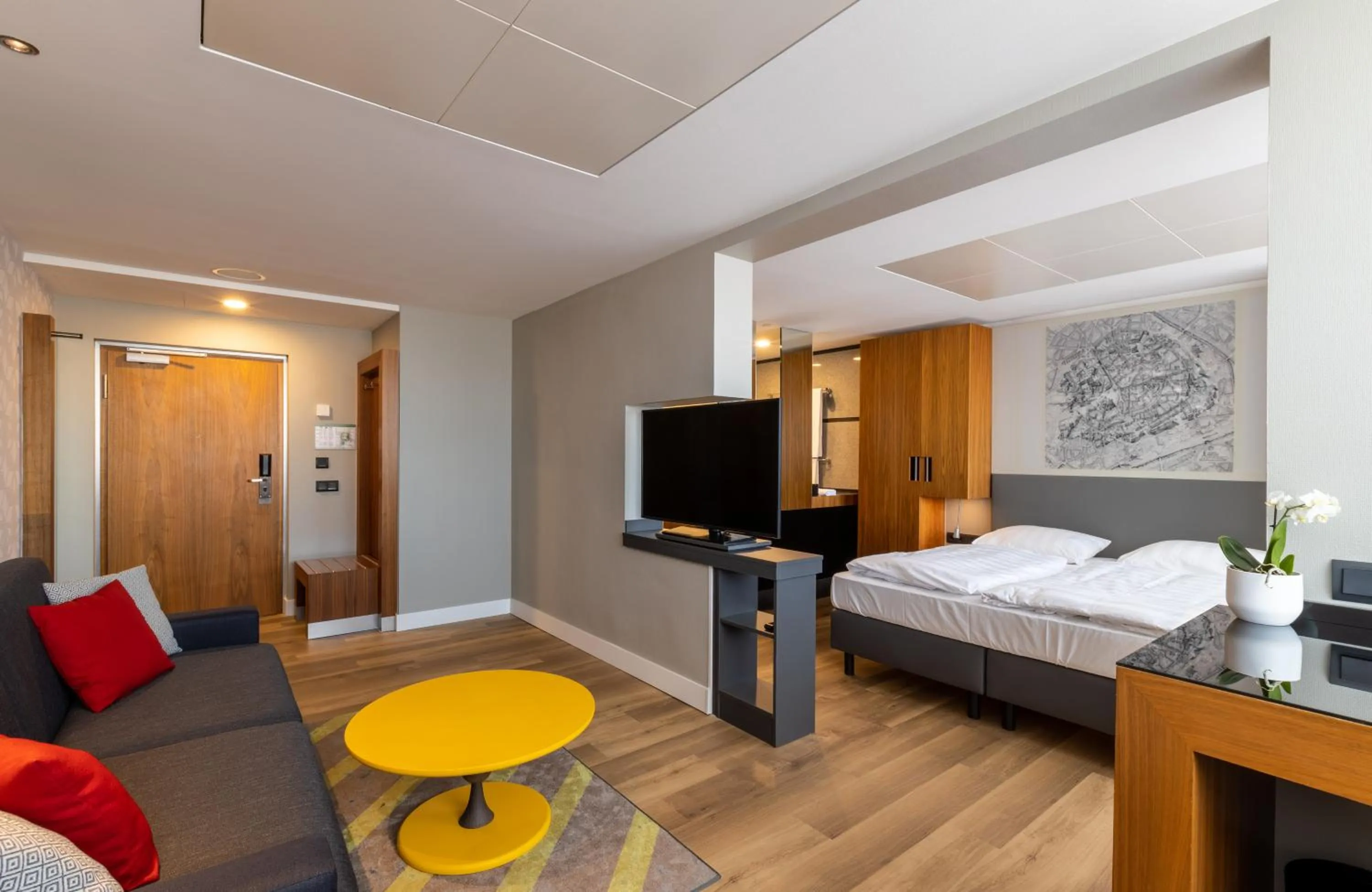 Bed in NYX Hotel Erfurt by Leonardo Hotels